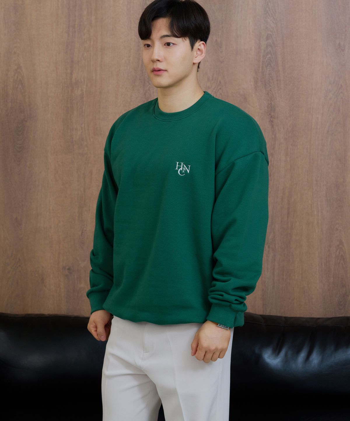 핵쿨남(HECKCOOLNAM) 자수 어깨넓어보이는 남자 오버핏 기모 맨투맨 머슬핏 긴팔 티셔츠