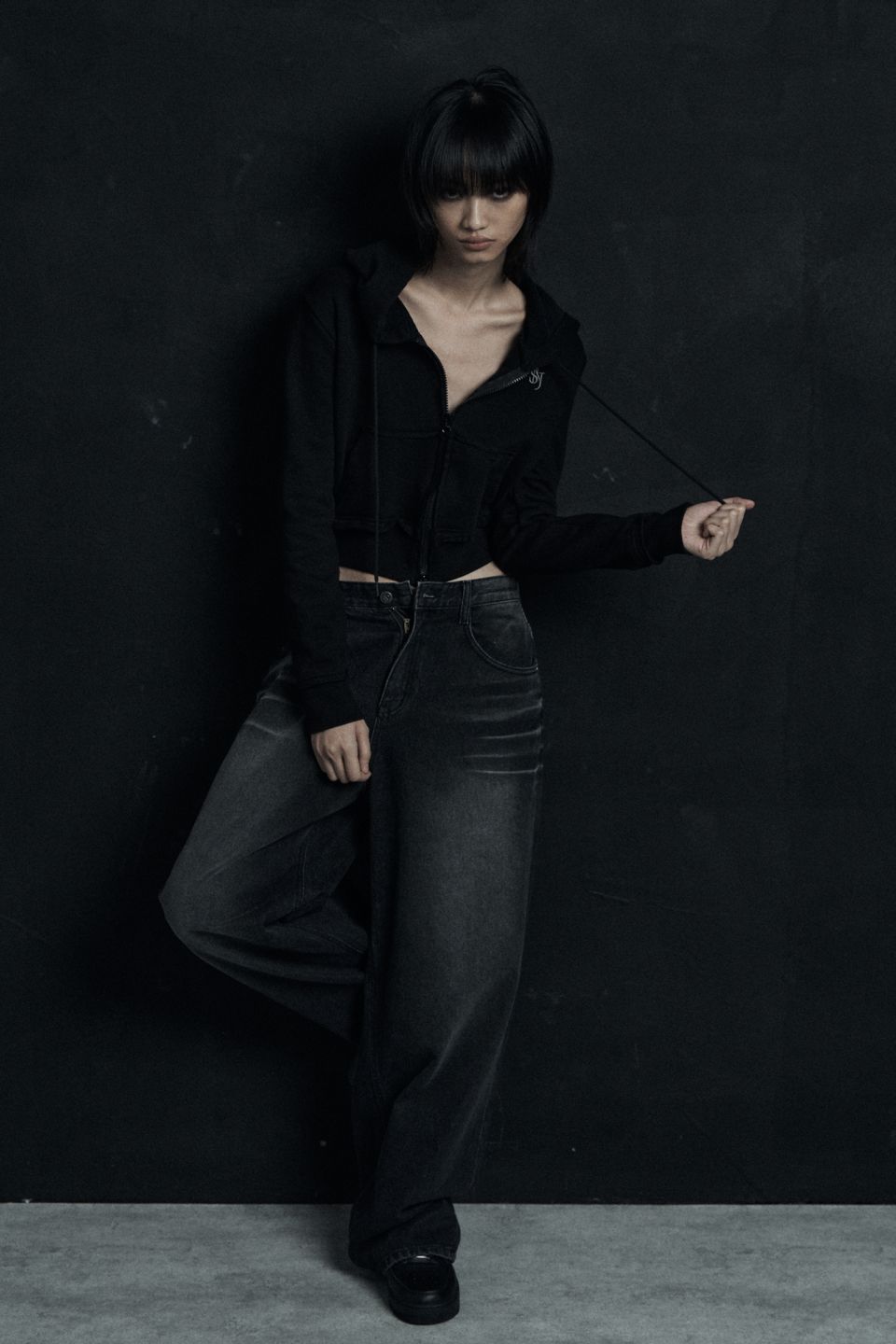 MUSINSA | SYNERJYN OVERSIZED CAT WASHING DENIM PANTS BLACK