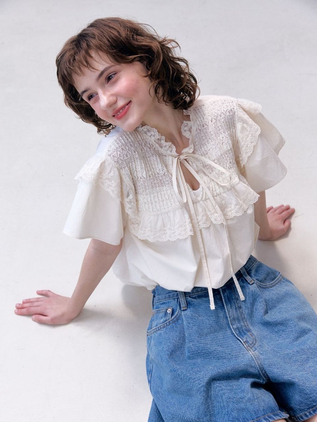 패브릭서울(FABRICSEOUL) vanilla lace collar blouse_cream