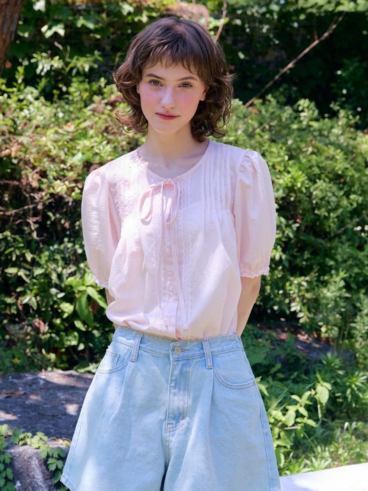 패브릭서울(FABRICSEOUL) diva pintuck lace ribbon blouse