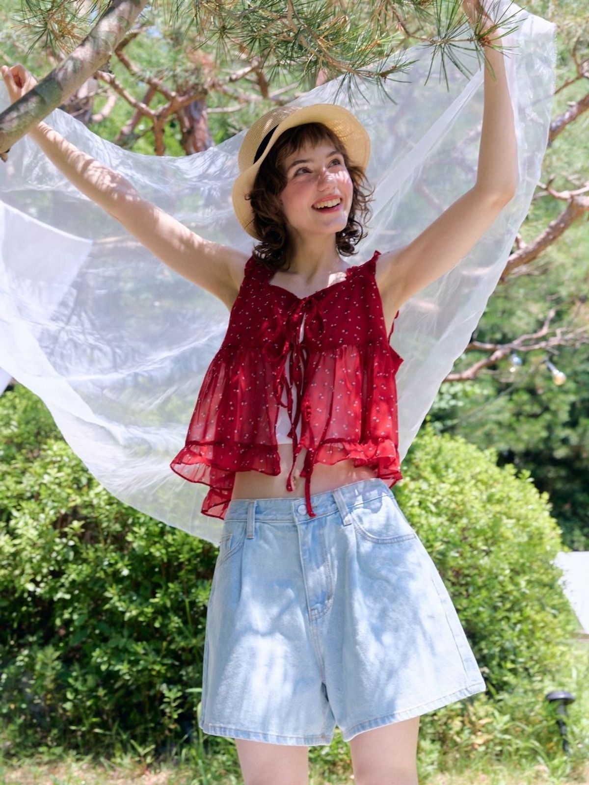 패브릭서울(FABRICSEOUL) cherry lovely ribbon blouse