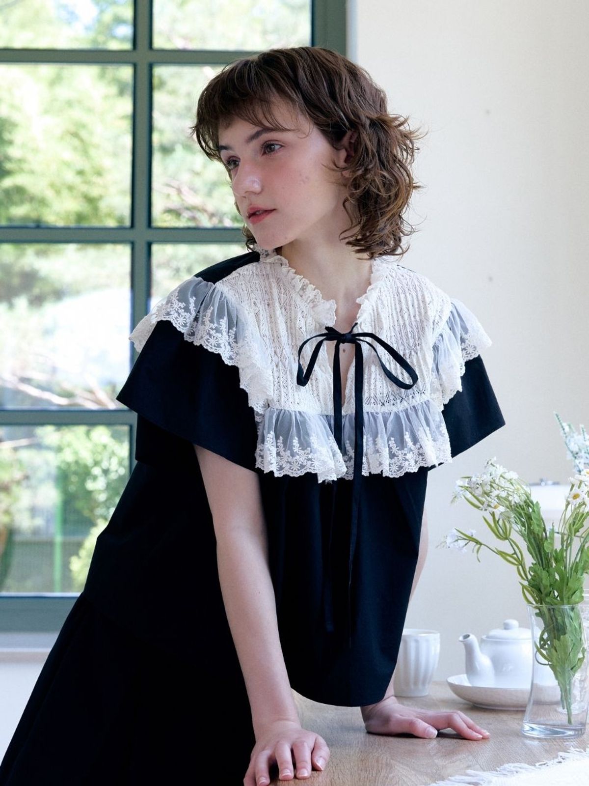 패브릭서울(FABRICSEOUL) vanilla lace collar blouse_black