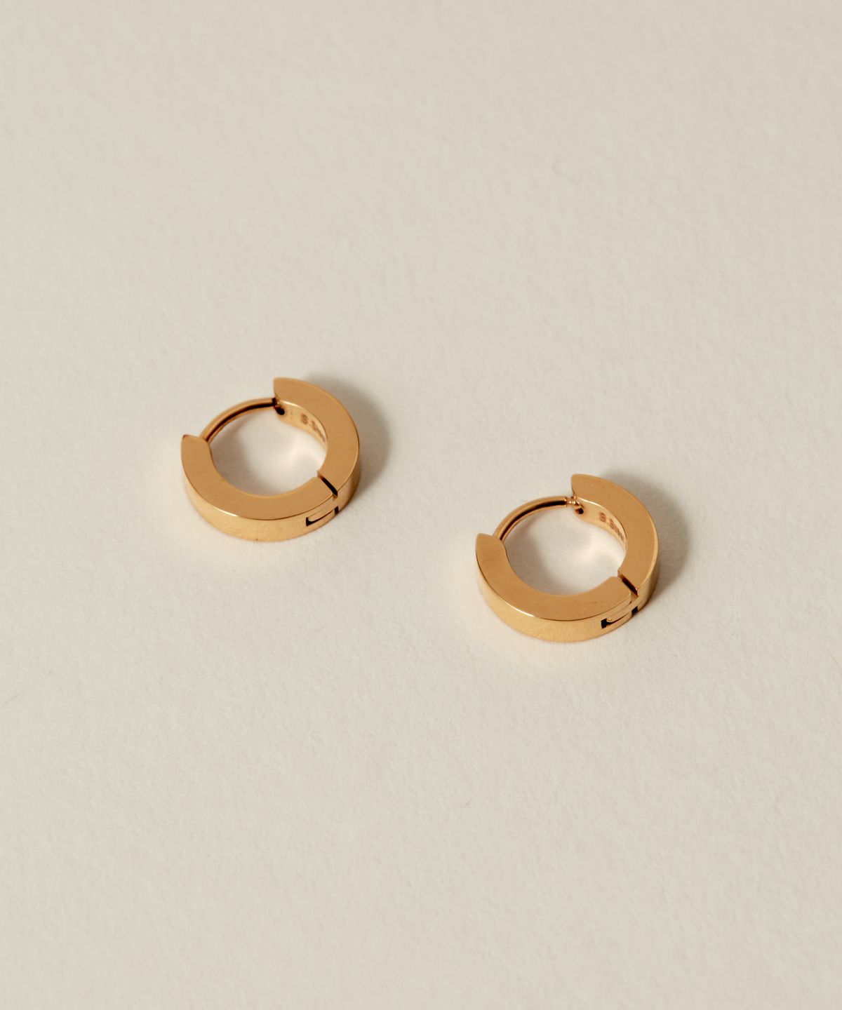 노비스도쿄(NOVICE TOKYO) 힌지 미니 후프 피어스 Hinged Mini Hoop Pierce[Stainless] / Gold