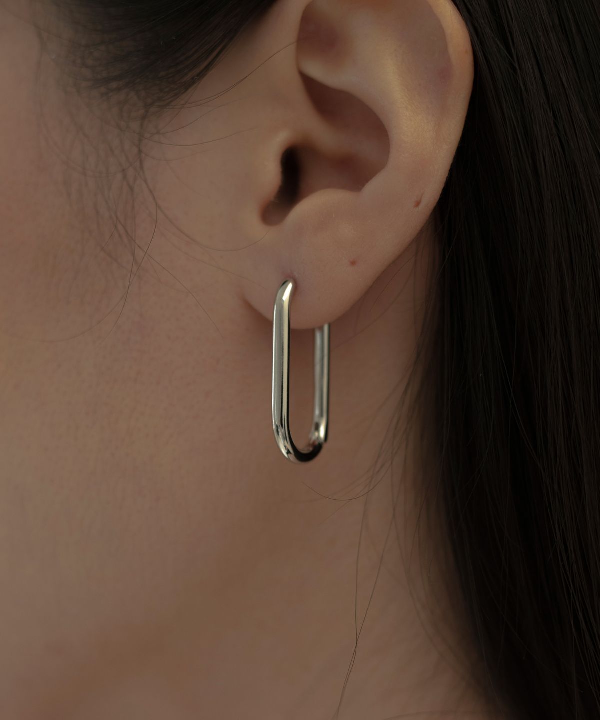 노비스도쿄(NOVICE TOKYO) 힌지 타원형 피어스 Hinged Oval Pierce / Silver
