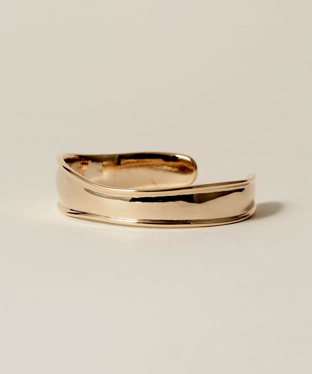 노비스도쿄(NOVICE TOKYO) 메탈 팔찌 Metal Bangle / Gold
