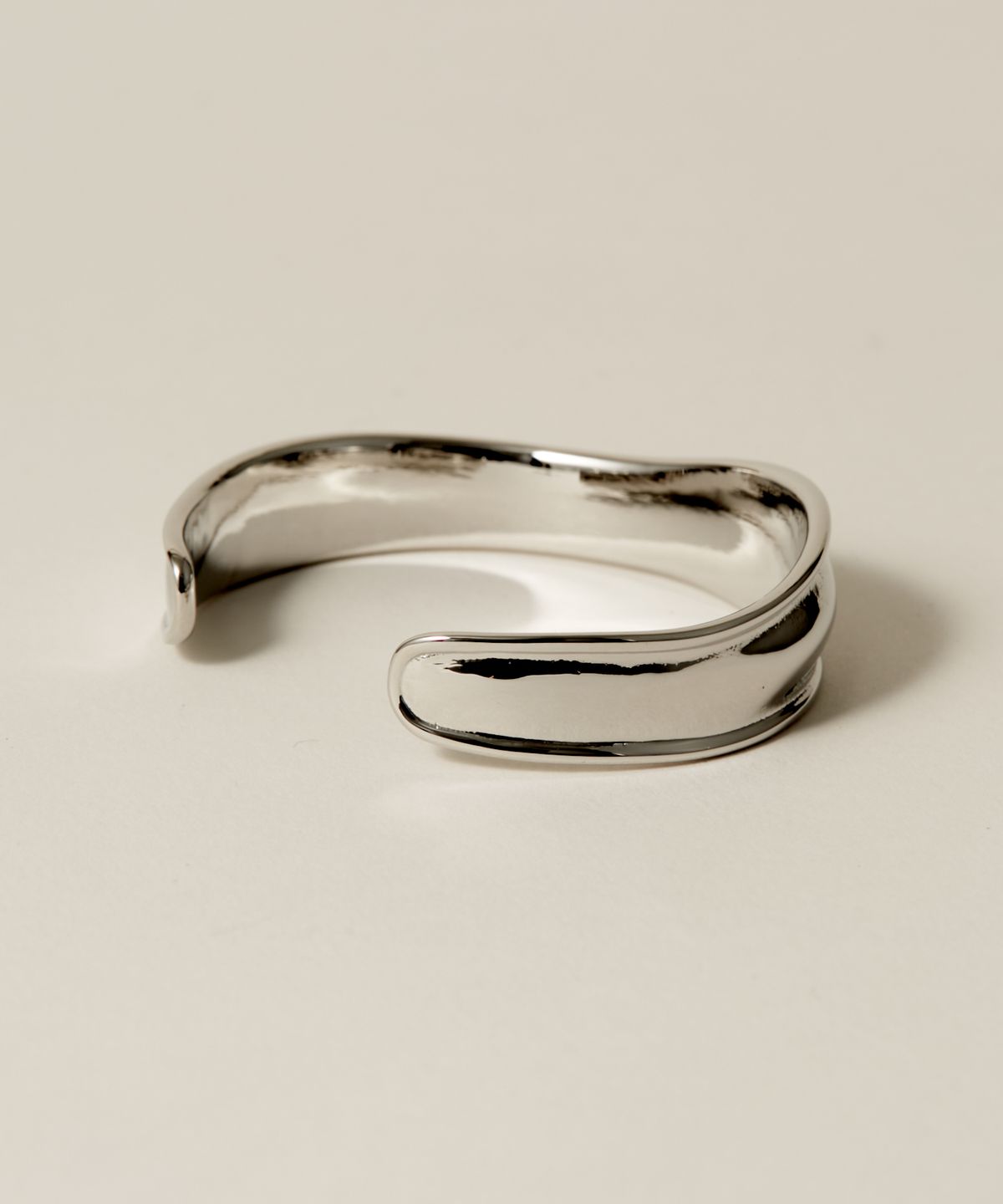 노비스도쿄(NOVICE TOKYO) 메탈 팔찌 Metal Bangle / Silver