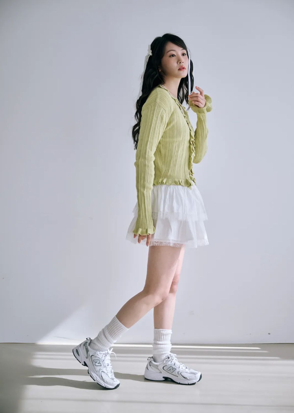 바이서우(BYSEOWOO) 로사 프릴 가디건 (Lime)
