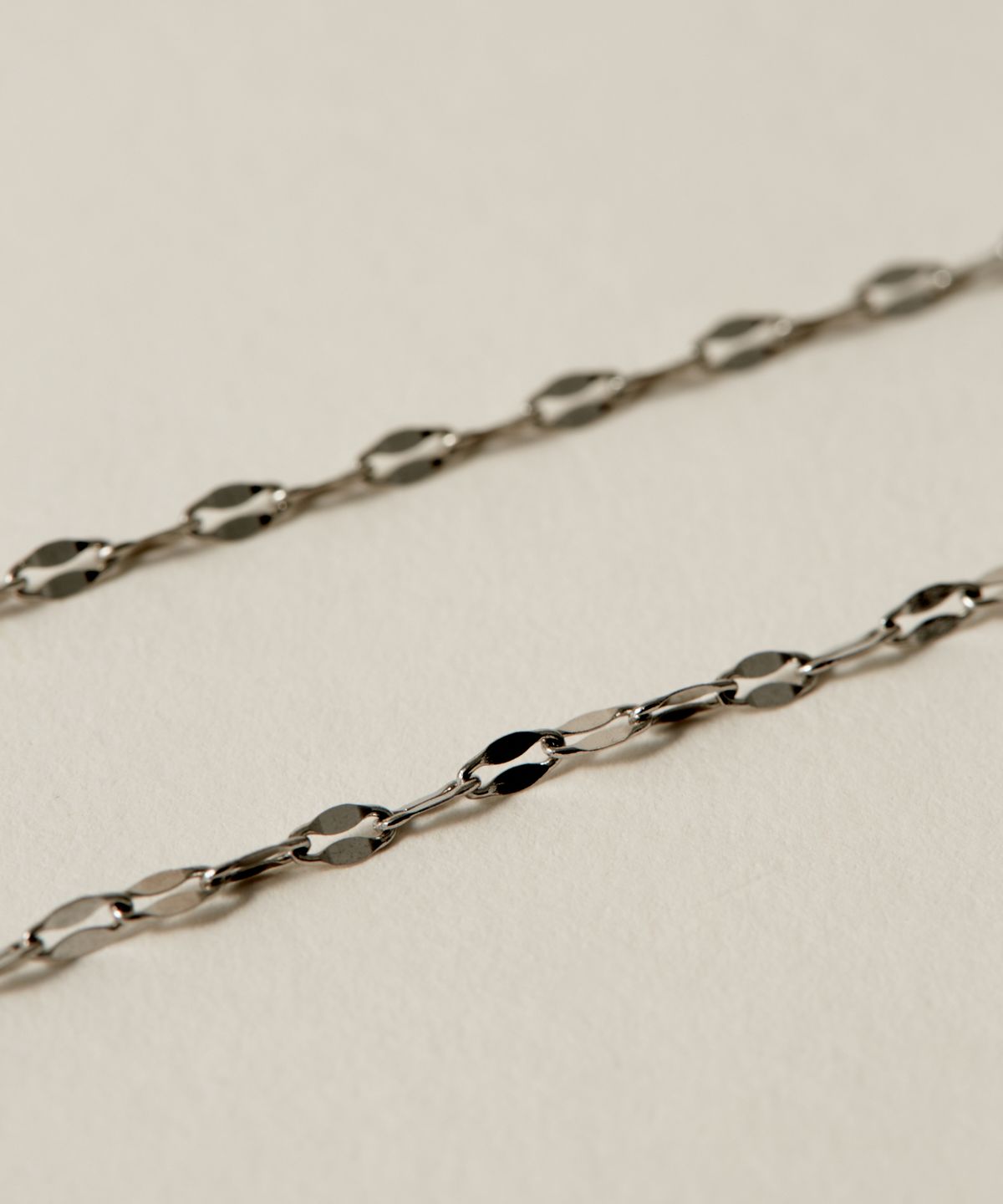 노비스도쿄(NOVICE TOKYO) 페탈 체인 목걸이 Petal Chain Necklace［Stainless］ / Silver