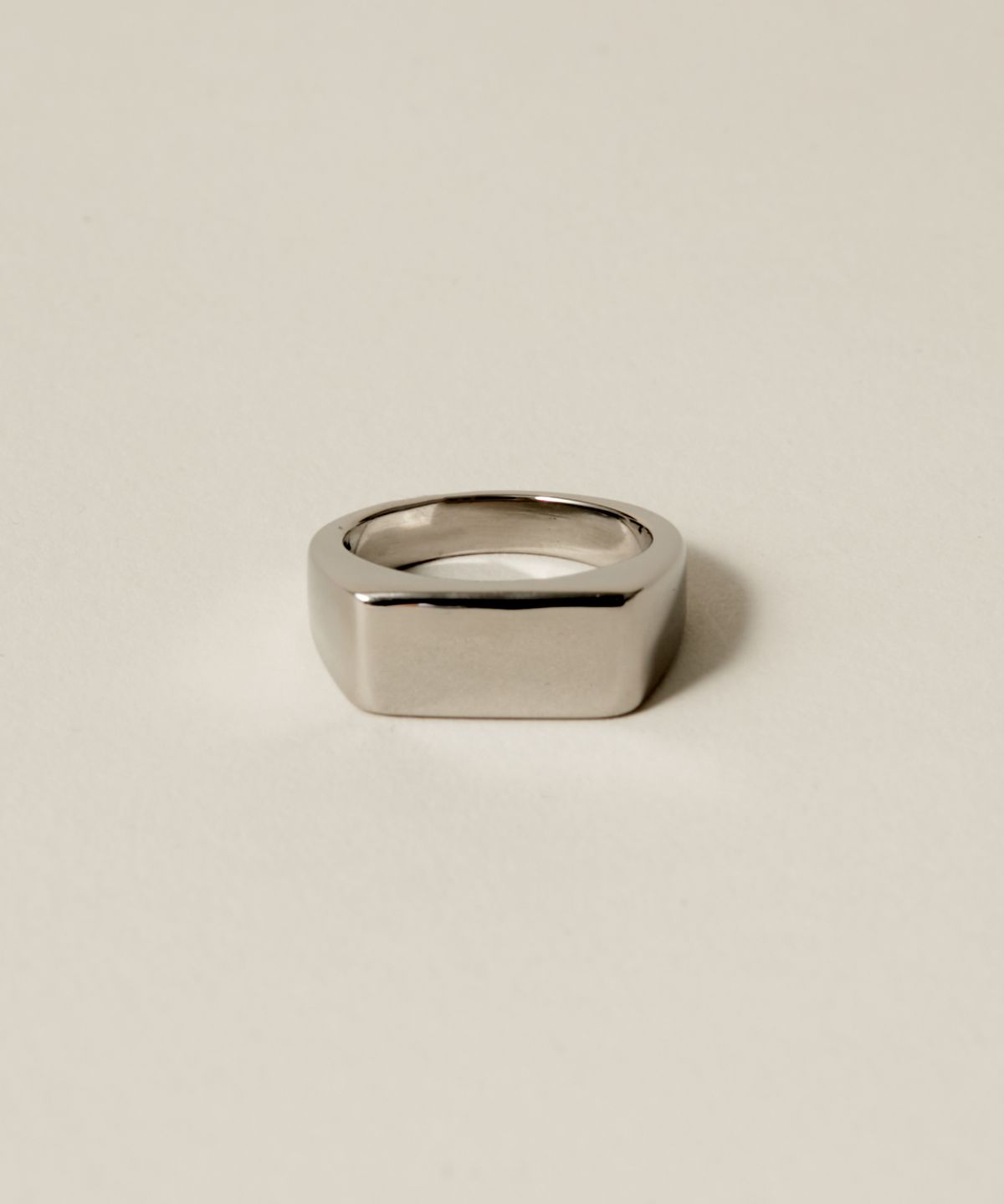 노비스도쿄(NOVICE TOKYO) 사각 인장 반지 Rectangle Signet Ring [Stainless] / Silver