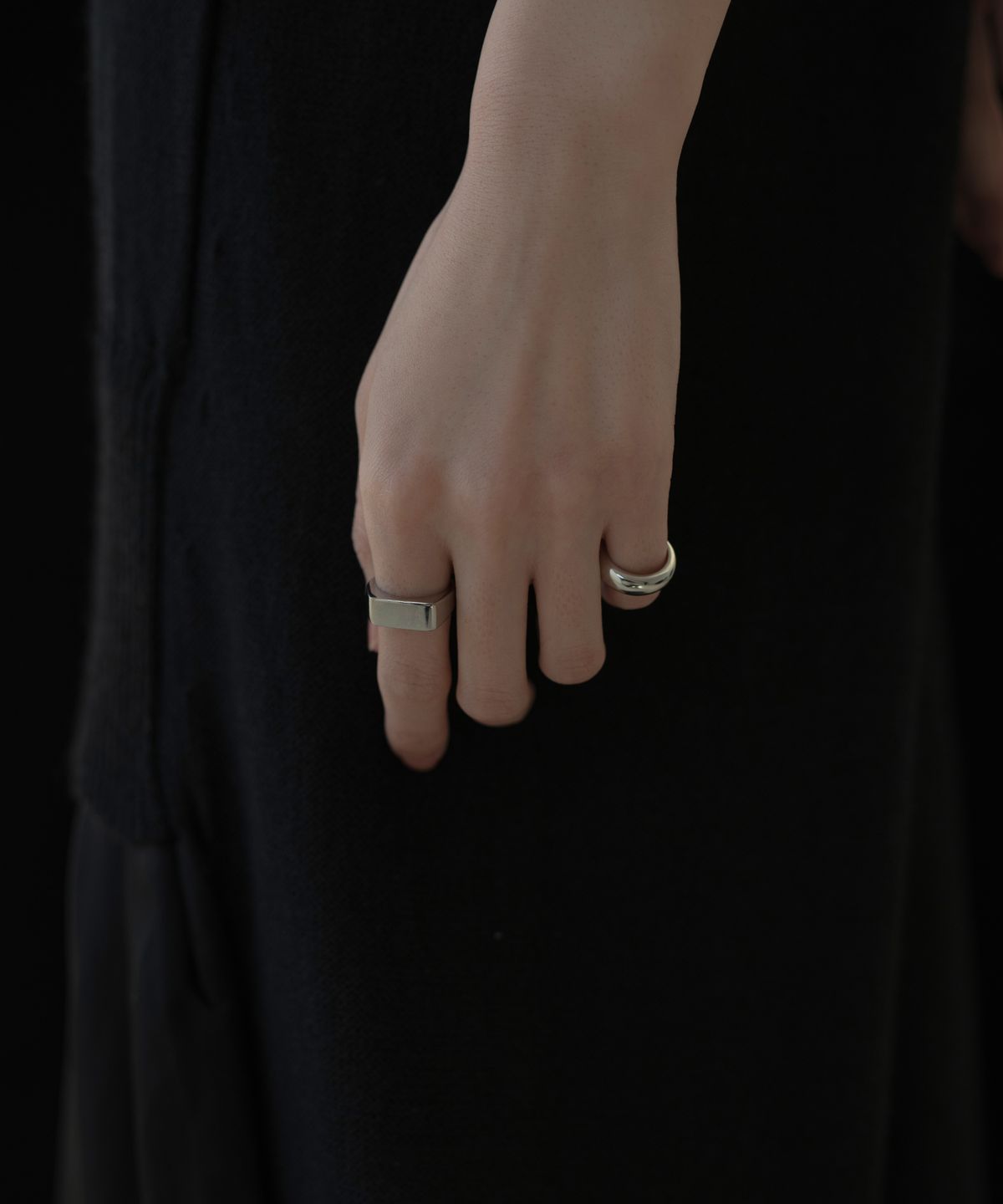 노비스도쿄(NOVICE TOKYO) 사각 인장 반지 Rectangle Signet Ring [Stainless] / Silver