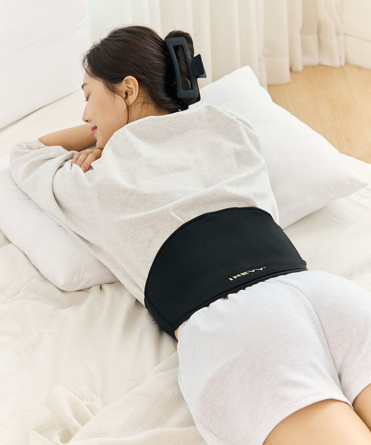 이네브(INEVV) 이네브 리커버리 젤팩 허리밴드