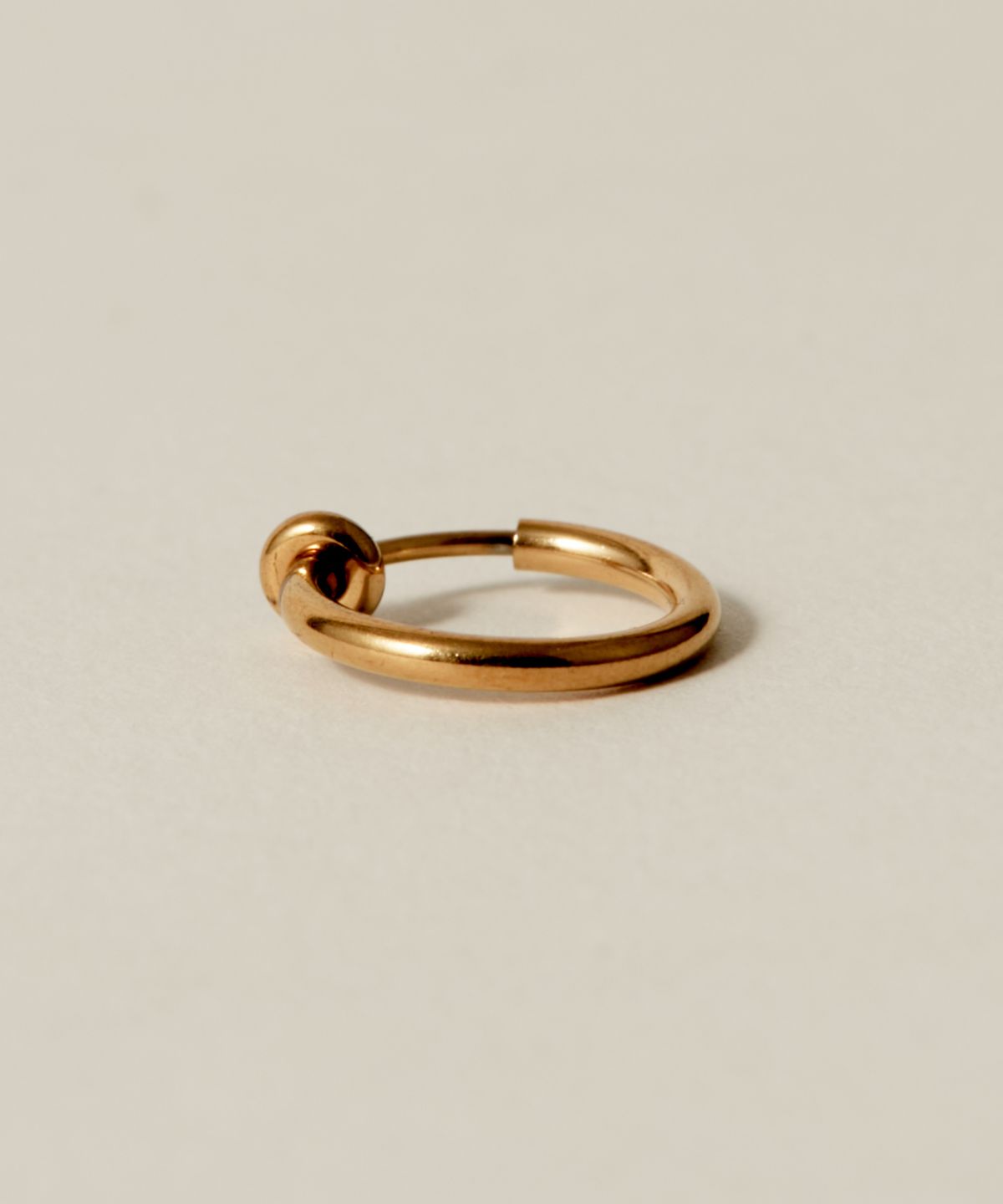노비스도쿄(NOVICE TOKYO) 심플 후프 귀걸이 Simple Hoop Earring [Stainless] / Gold