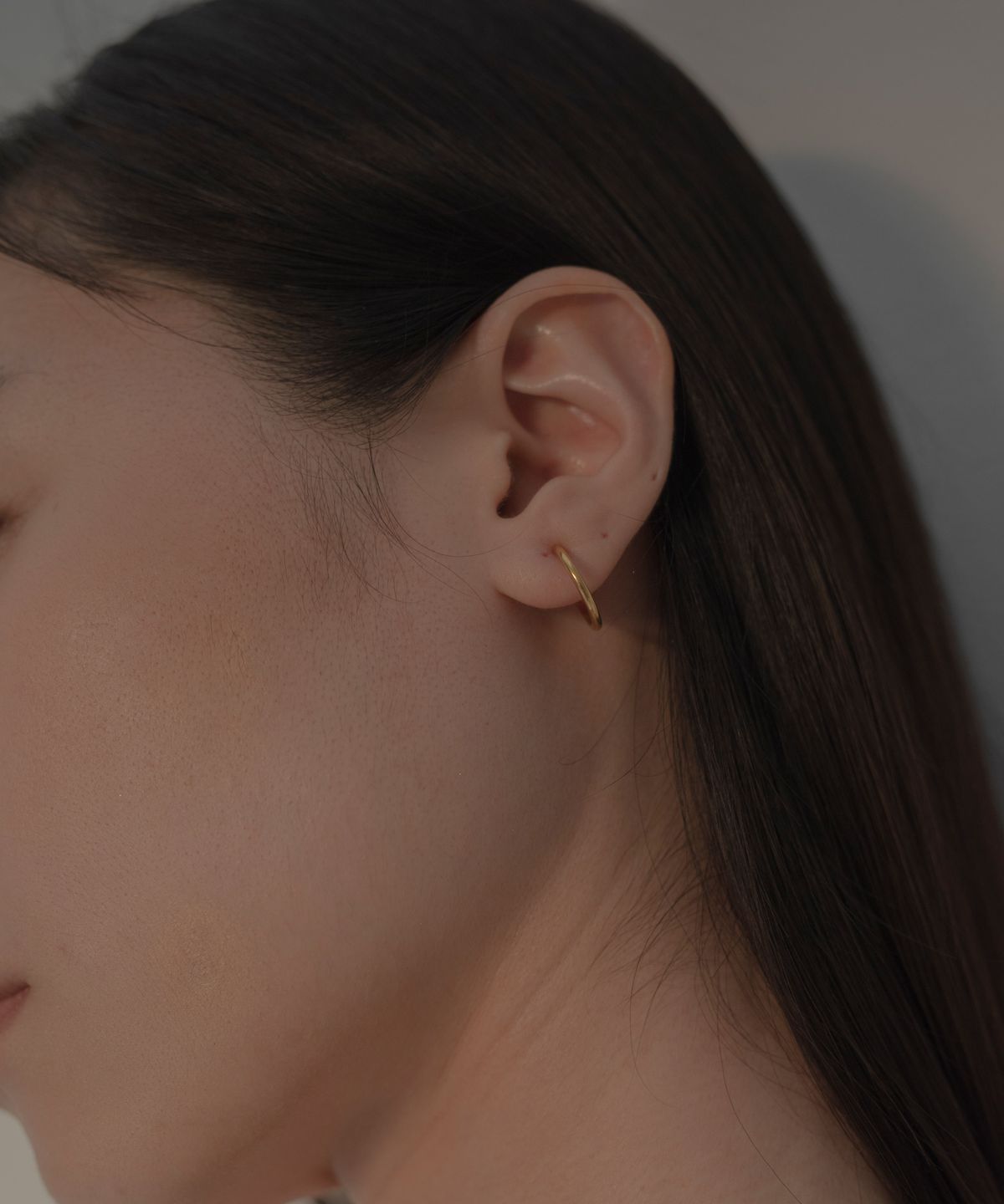노비스도쿄(NOVICE TOKYO) 심플 후프 귀걸이 Simple Hoop Earring [Stainless] / Gold