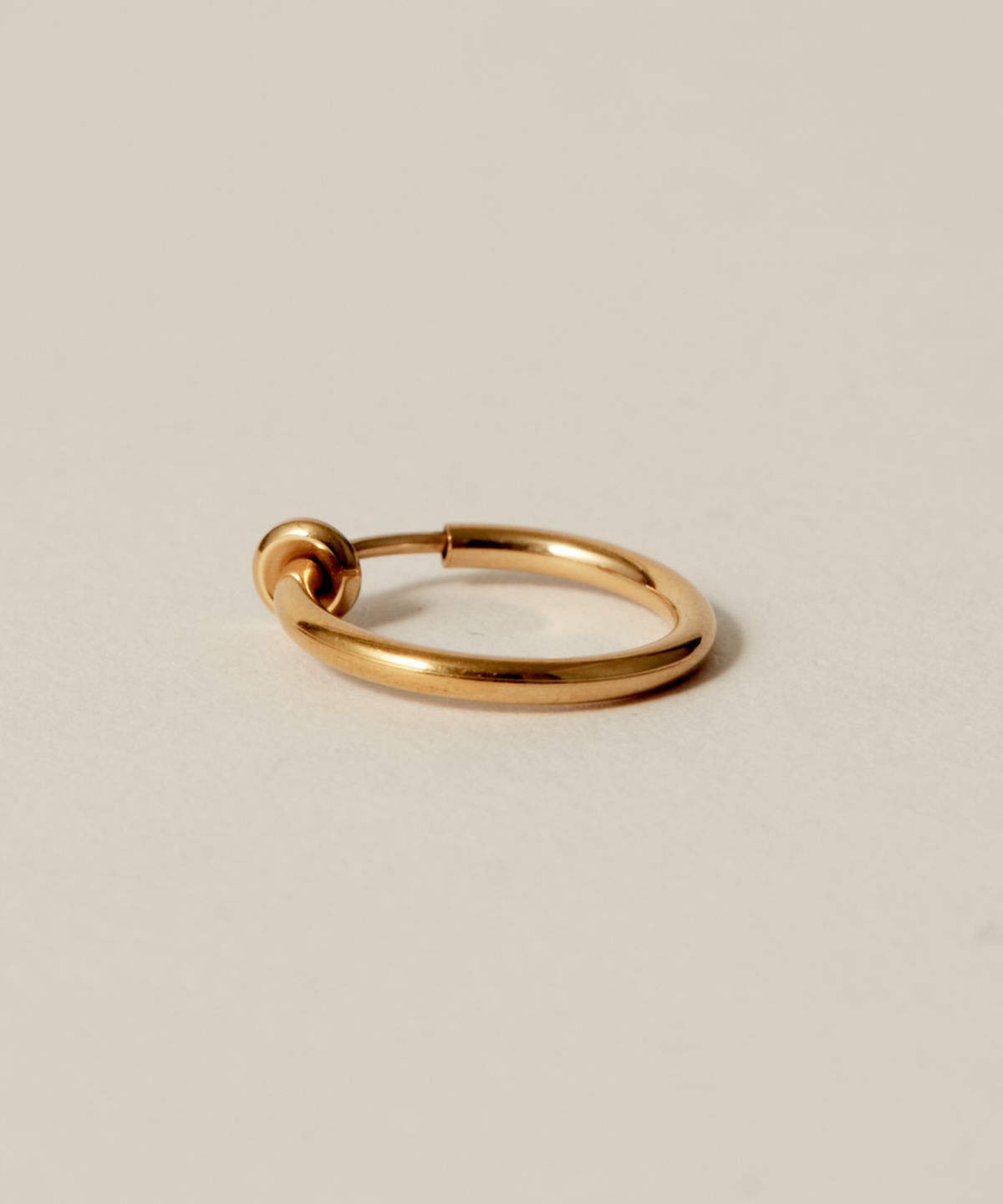 노비스도쿄(NOVICE TOKYO) 심플 후프 귀걸이 Simple Hoop Earring [Stainless] / Gold