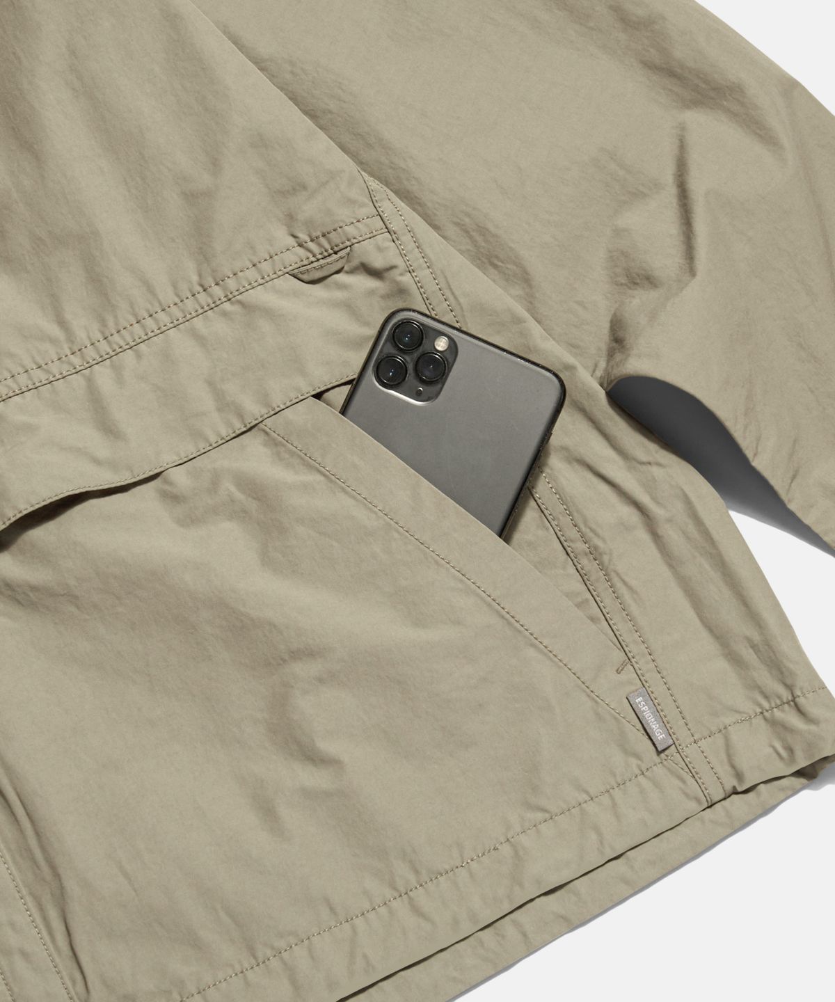 에스피오나지(ESPIONAGE) Traveler Hooded Jacket Dark Beige