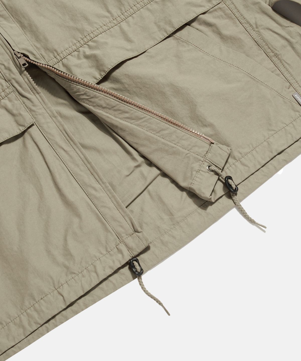에스피오나지(ESPIONAGE) Traveler Hooded Jacket Dark Beige