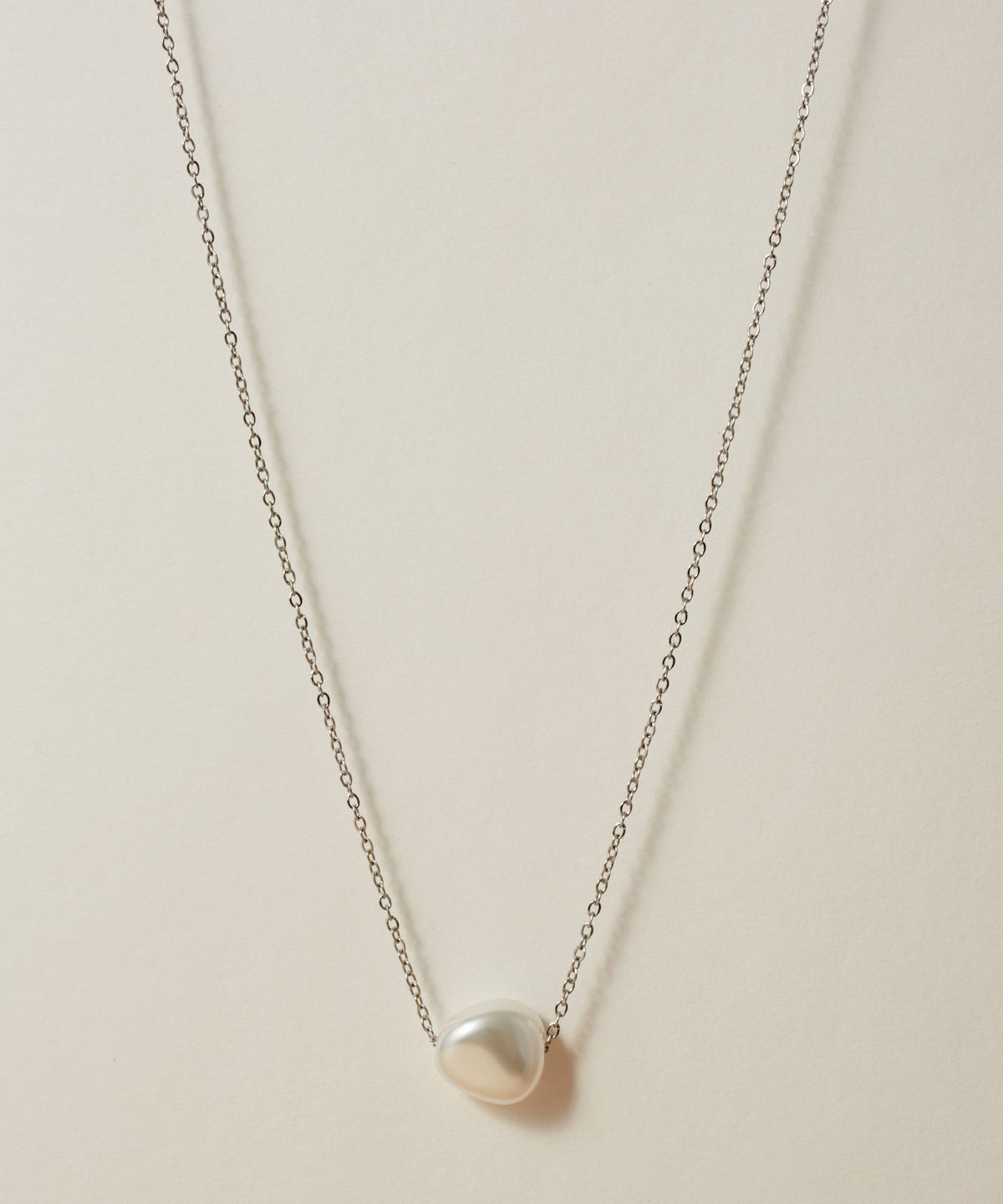 노비스도쿄(NOVICE TOKYO) 싱글 바로크 진주 목걸이 Single Baroque Pearl Necklace [Stainless]  / Silver