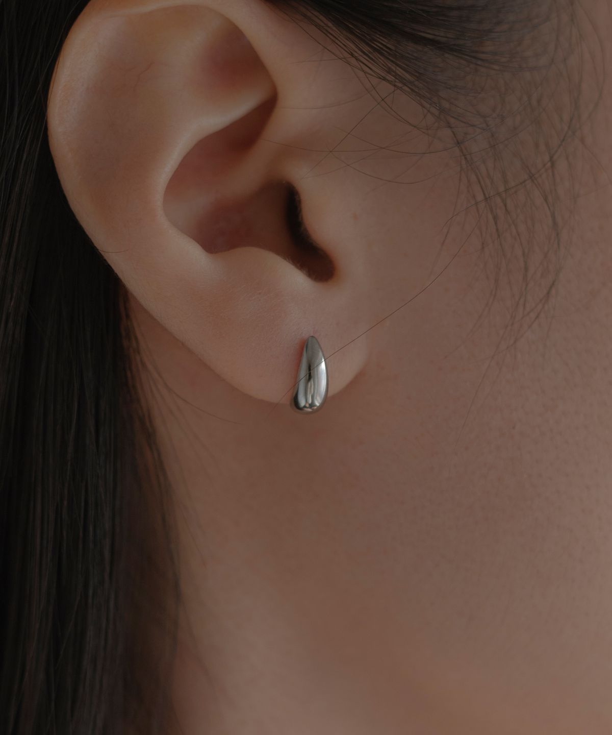 노비스도쿄(NOVICE TOKYO) 타이니 드롭 피어스 Tiny Drop Pierce [Stainless] / Silver