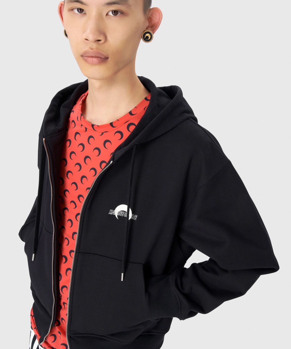 마린 세르(MARINE SERRE) (U) MS 스포츠 플리스 지퍼 후디 블랙 MS SPORT FLEECE ZIPPED HOODIE BK99 BLACK
