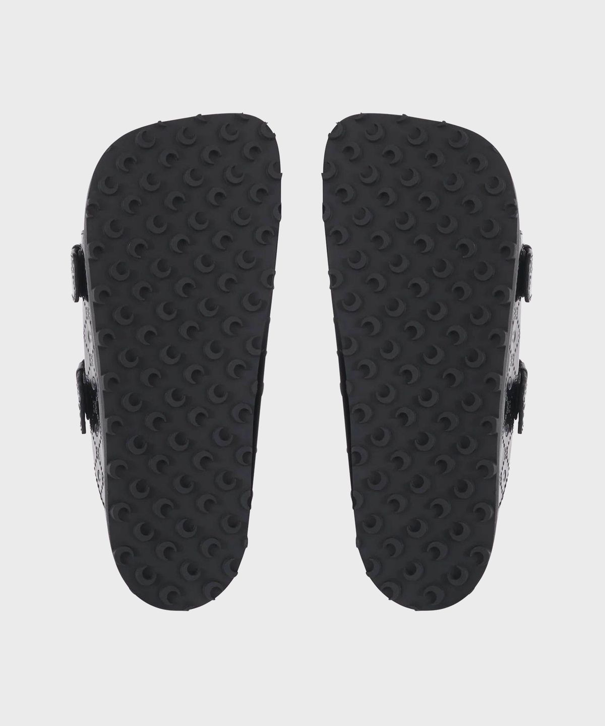 마린 세르(MARINE SERRE) (W) 무노그램 엠보스드 레더 MS 슬라이드 블랙 MOONOGRAM EMBOSSED LEATHER MS SLIDE BK99 BLACK