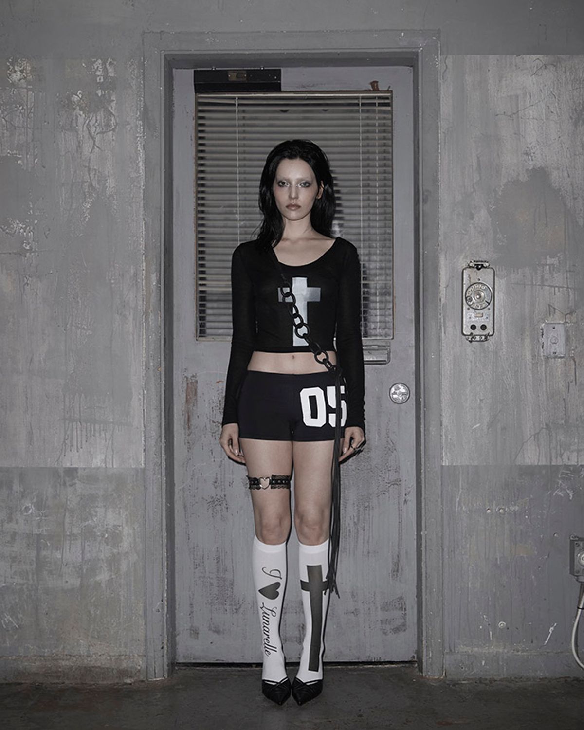 쏘씨(SAUCY) Glint cross T (Black)