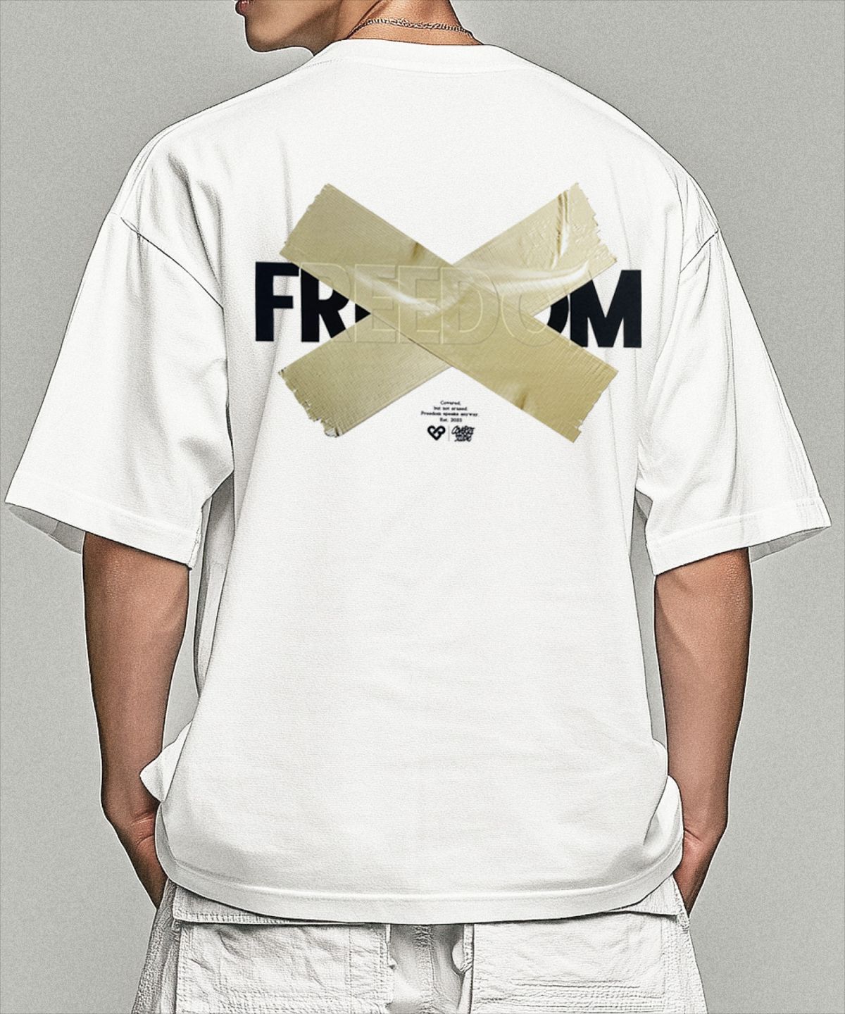 커버라이즈(COVERIZE) FREEDOM GOLD  그래픽 티셔츠 (WHITE)