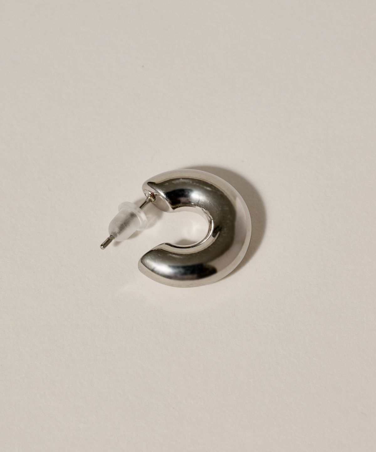노비스도쿄(NOVICE TOKYO) 청키 후프 피어스 Chunky Hoop Pierce［Stainless］ / Silver