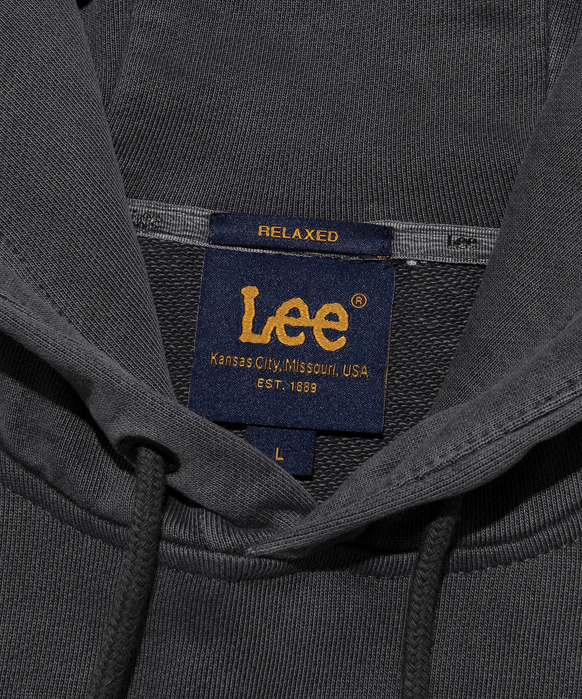 리(LEE) 다이드 라벨 후드 티셔츠 피그먼트 챠콜