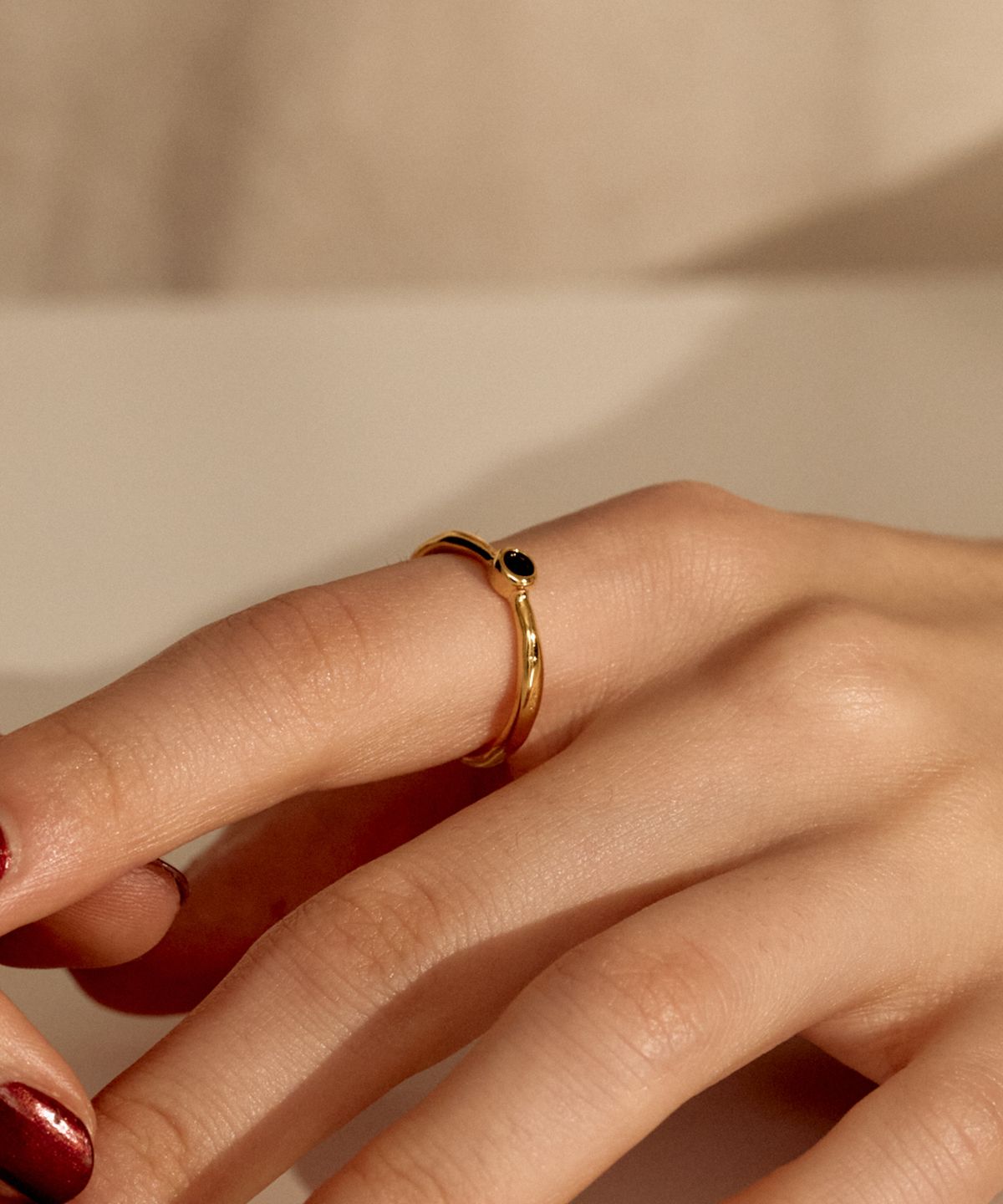 노비스도쿄(NOVICE TOKYO) 스몰 클래식 스톤 모티프 링 Small Classic Stone Motif Ring / Gold