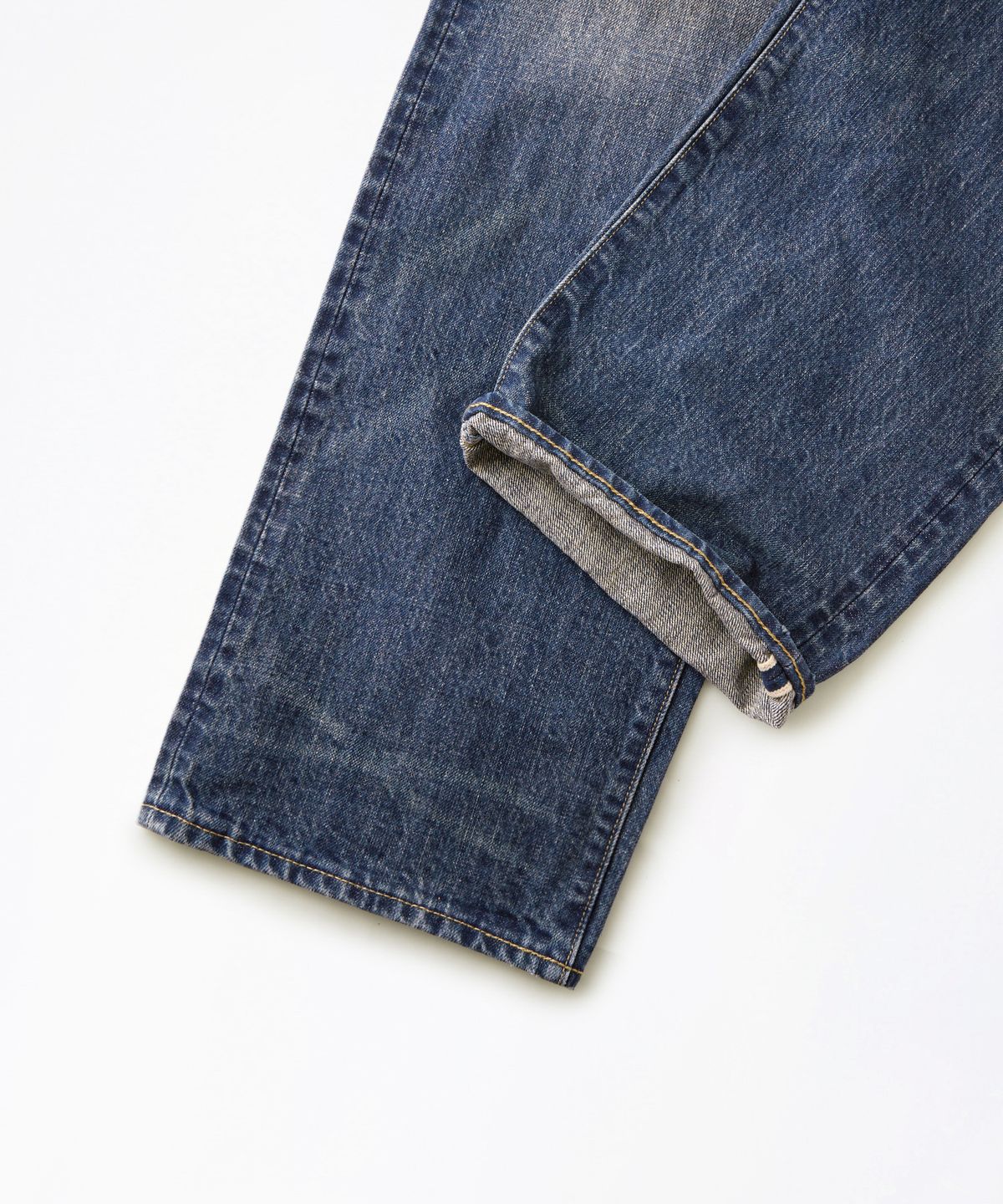 아웃스탠딩(OUTSTANDING) W.W. II SELVEDGE STRAIGHT PANTS_MEDIUM BLUE