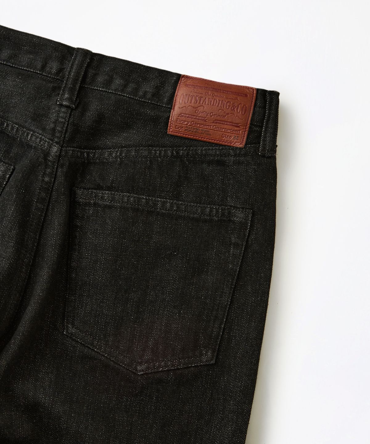 아웃스탠딩(OUTSTANDING) 40S SELVEDGE STRAIGHT PANTS_BLACK