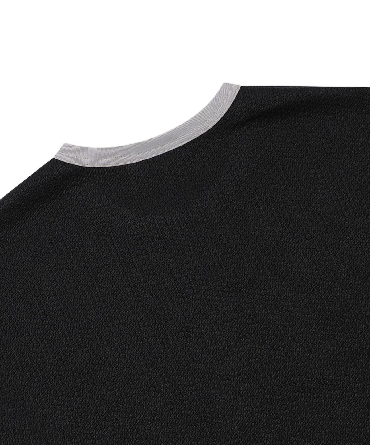 엑스톤즈(XTONZ) XTT148 링거 니트 롱슬리브 (BLACK)