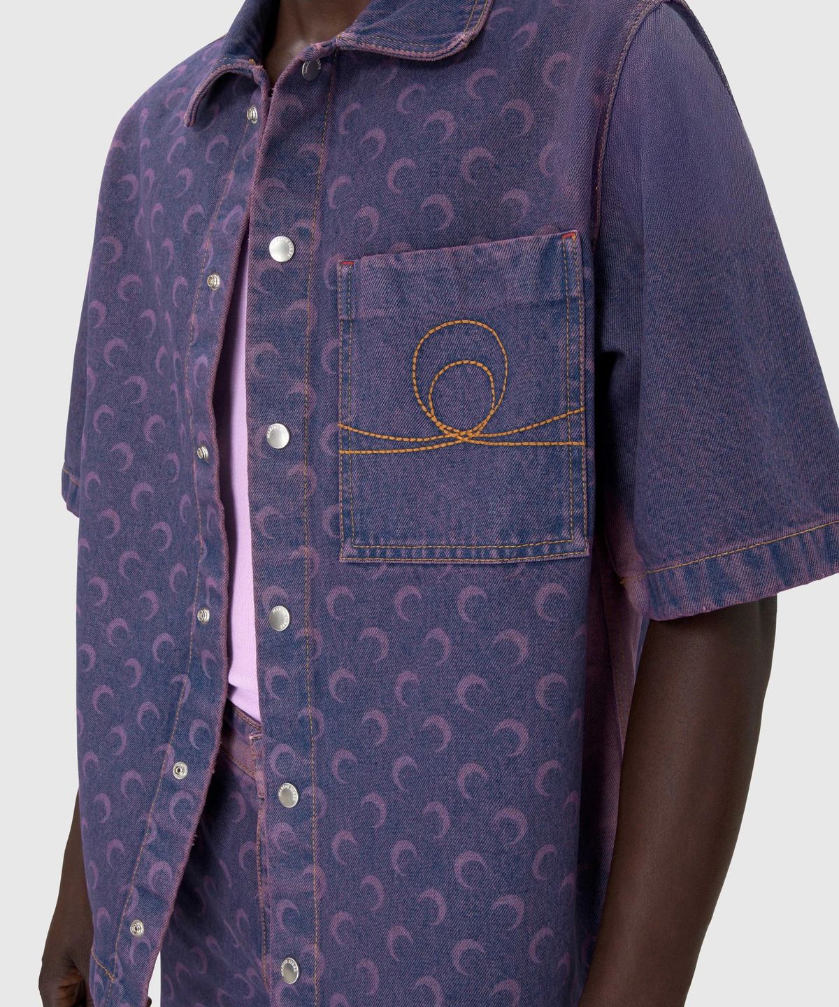 마린 세르(MARINE SERRE) (M) 문 레이저 데님 워크웨어 셔츠 라벤더 MOON LASER DENIM WORKWEAR SHIRT PU20 LAVENDER