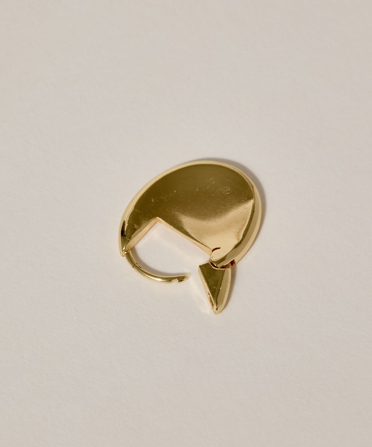 노비스도쿄(NOVICE TOKYO) 힌지 오벌 플레이트 피어스 Hinged Oval Plate Pierce / One color