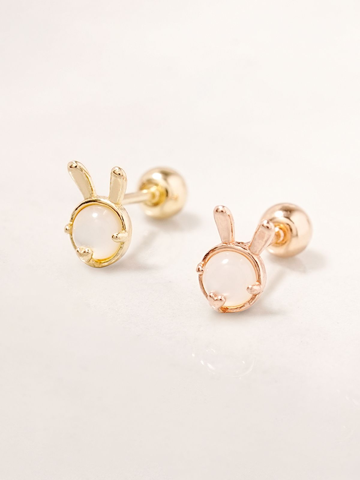 미니멀피어싱(MINIMALPIERCING) 14K 바니바니 당근 토끼 피어싱 귀걸이