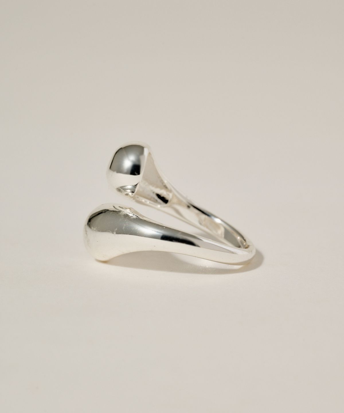 노비스도쿄(NOVICE TOKYO) 허그 링 Hug Ring［Stainless］/ Silver