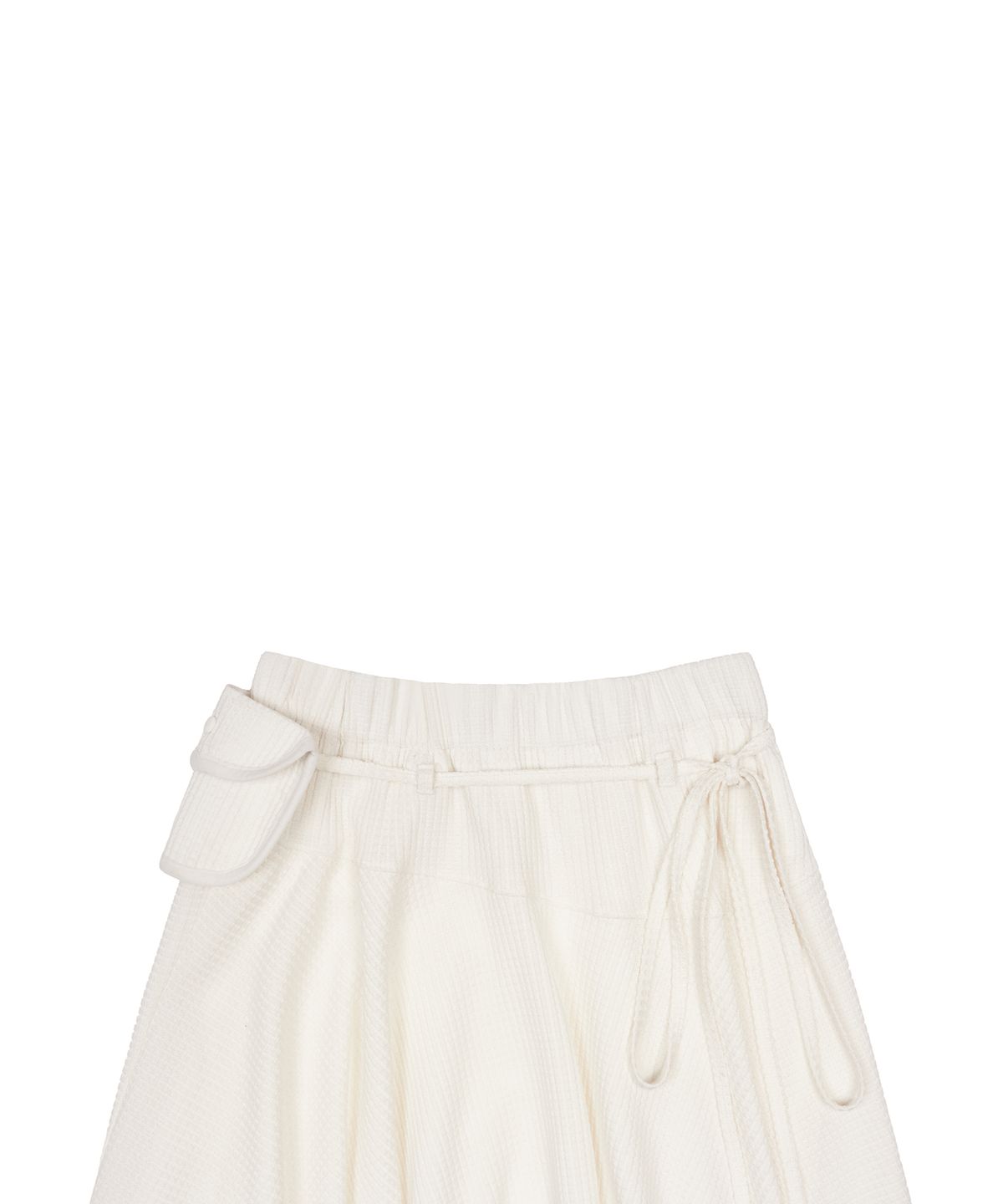 러브이즈트루(LUVISTRUE) GT POCKET MIDI SKIRT(IVORY)