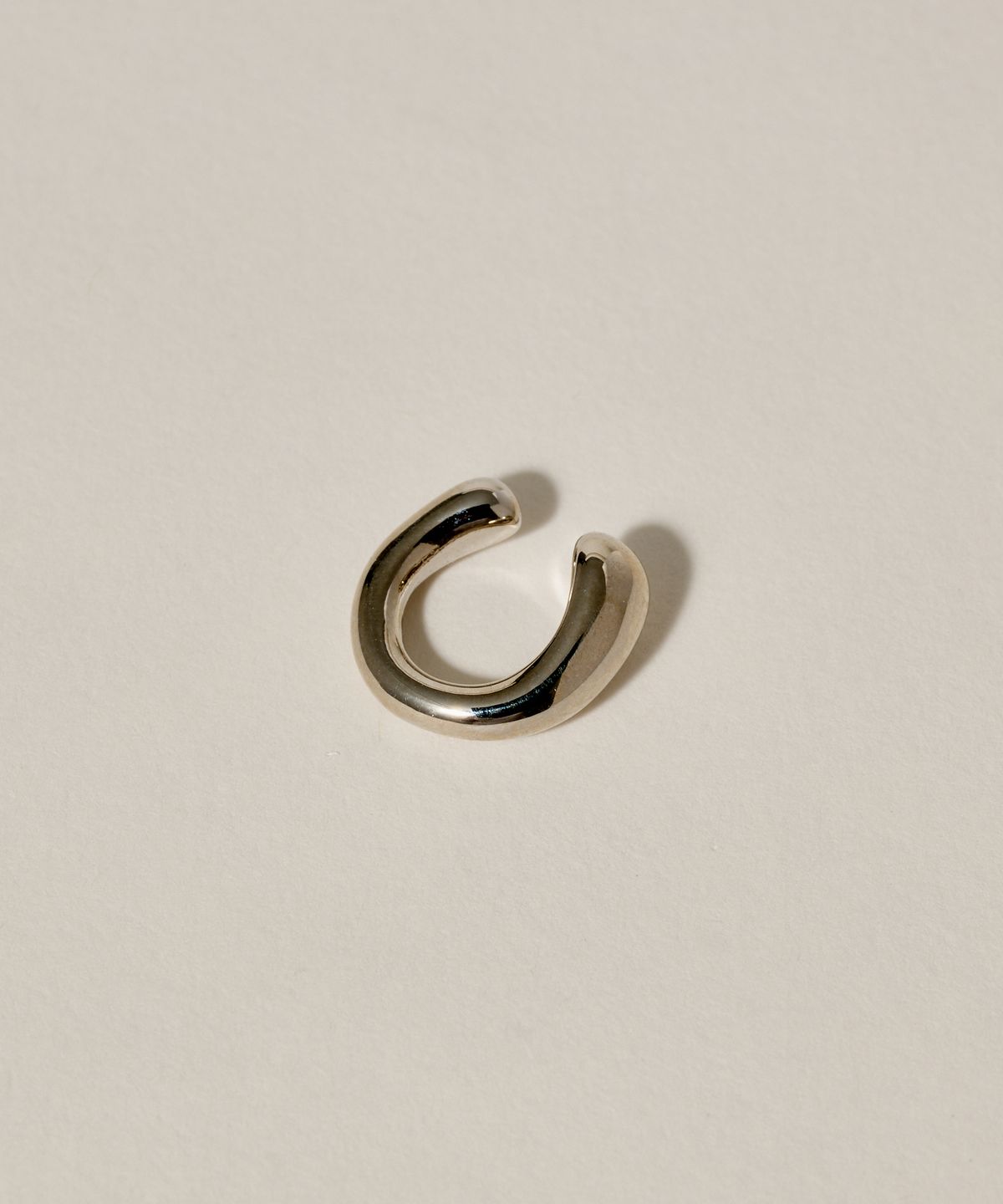 노비스도쿄(NOVICE TOKYO) 미니 뉘앙스 이어 커프 Mini Nuance Ear Cuff / Silver