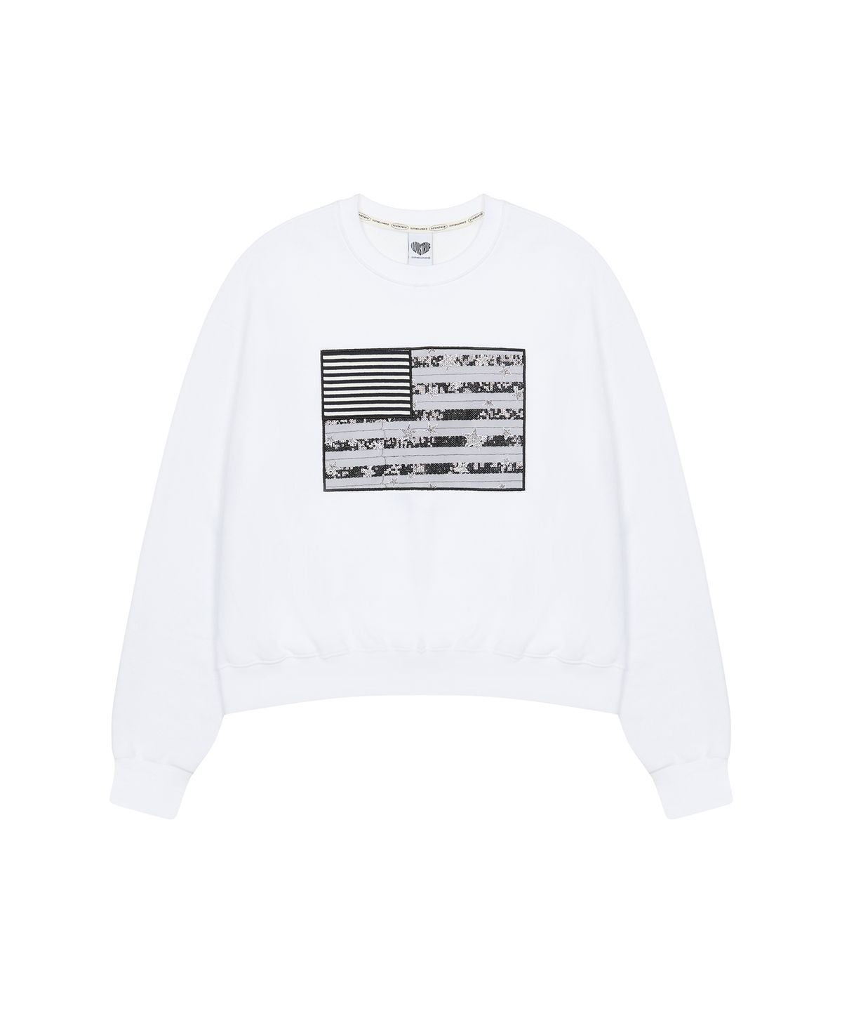 러브이즈트루(LUVISTRUE) GT PATCH SWEATSHIRT(WHITE)