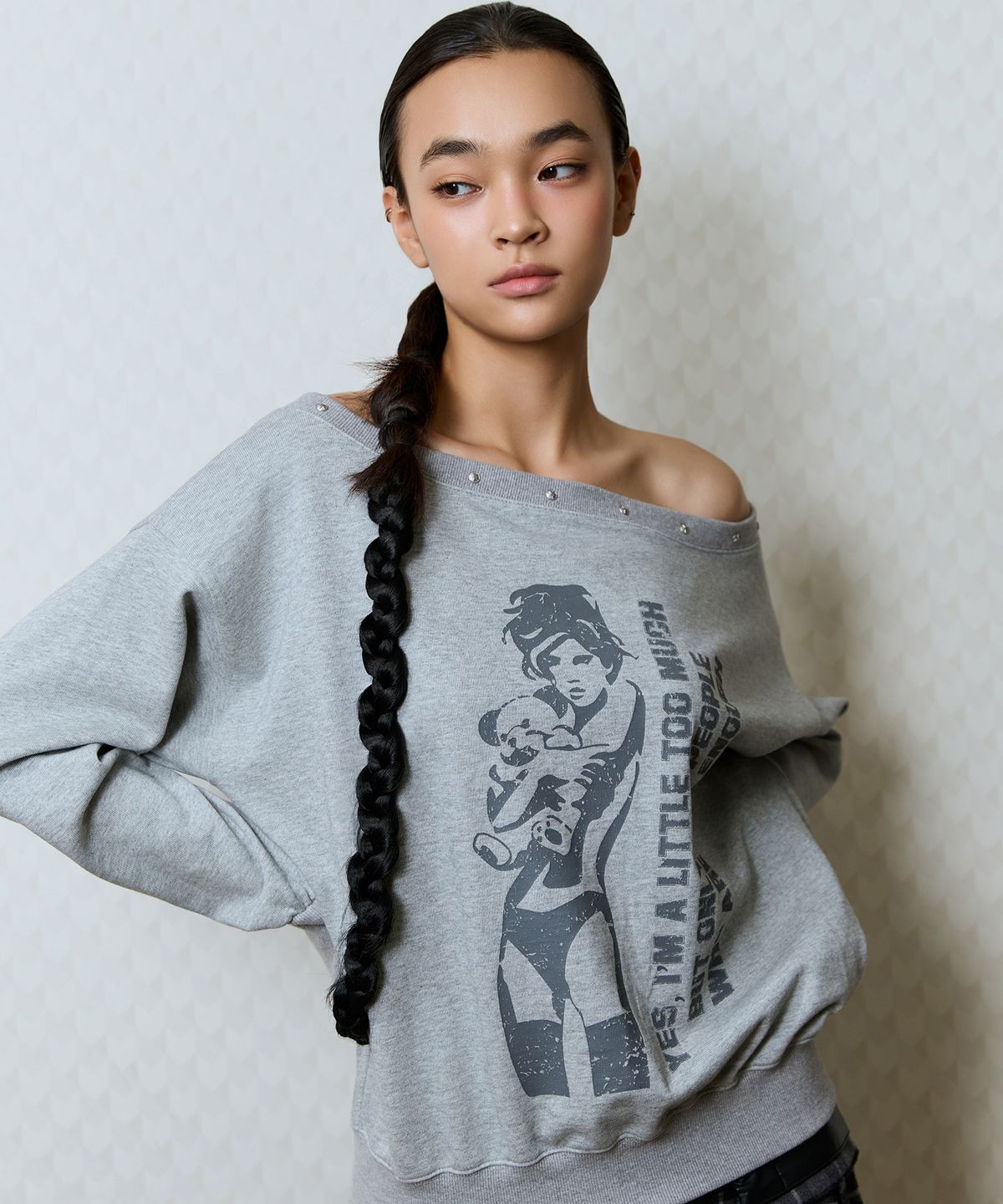 러브이즈트루(LUVISTRUE) GT ONE SHOULDER SWEATSHIRT(GRAY)