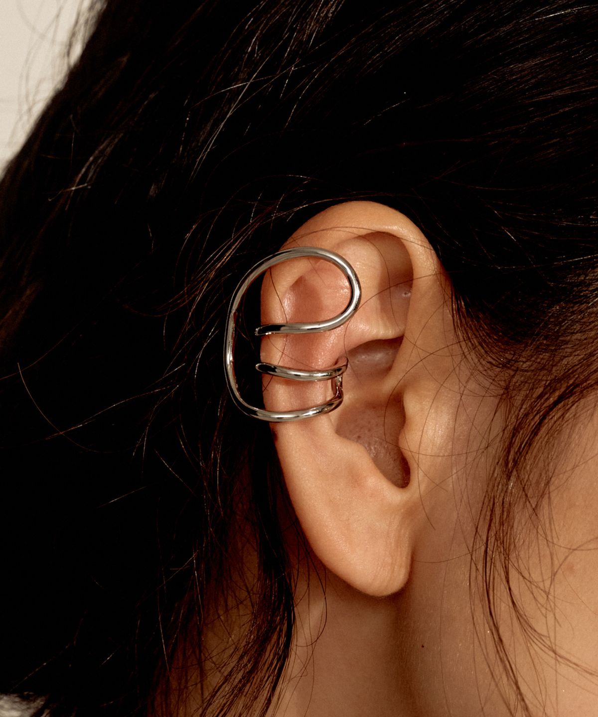 노비스도쿄(NOVICE TOKYO) 라운드 트립 이어커프 Round Trip Ear Cuff / Silver