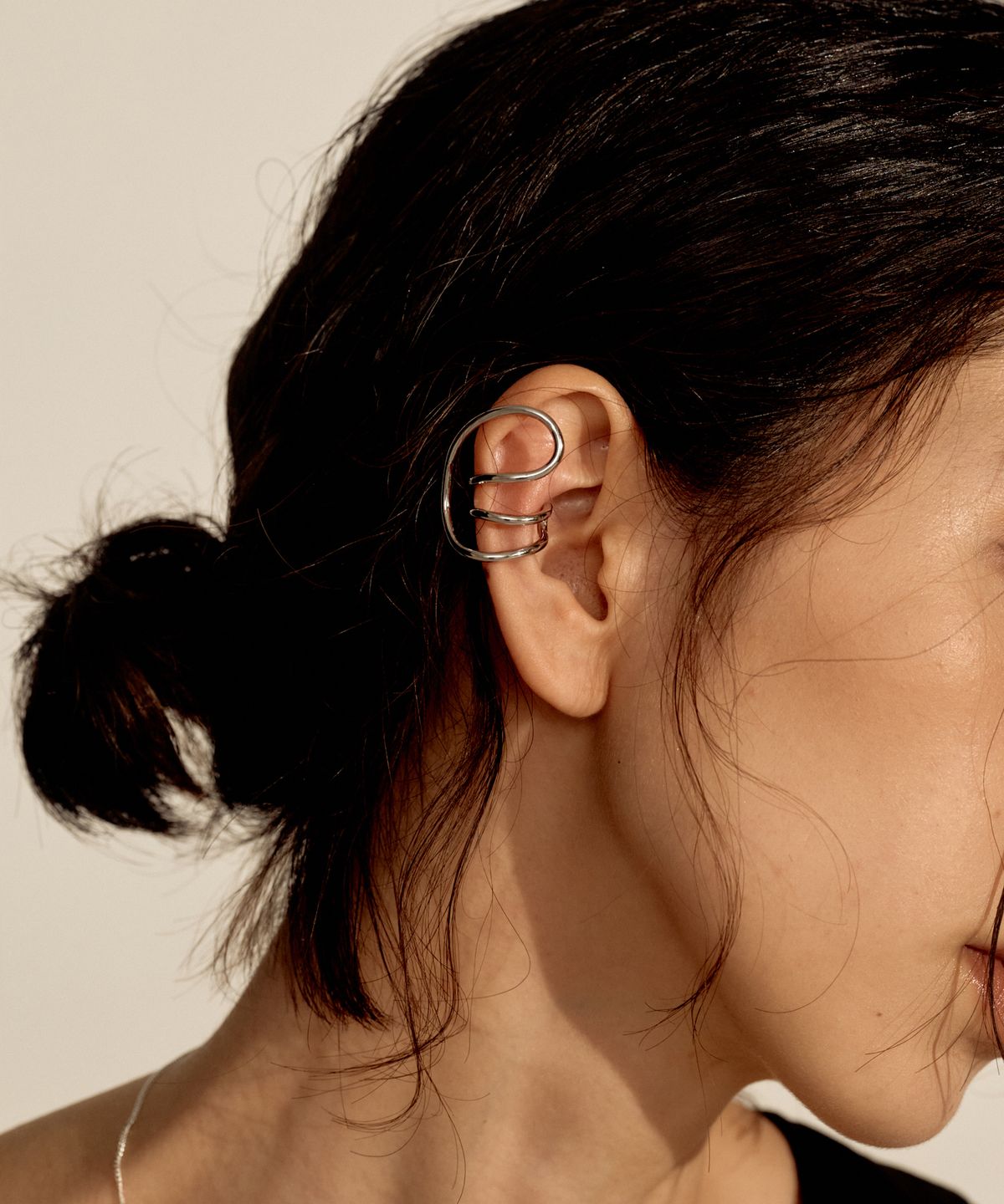 노비스도쿄(NOVICE TOKYO) 라운드 트립 이어커프 Round Trip Ear Cuff / Silver