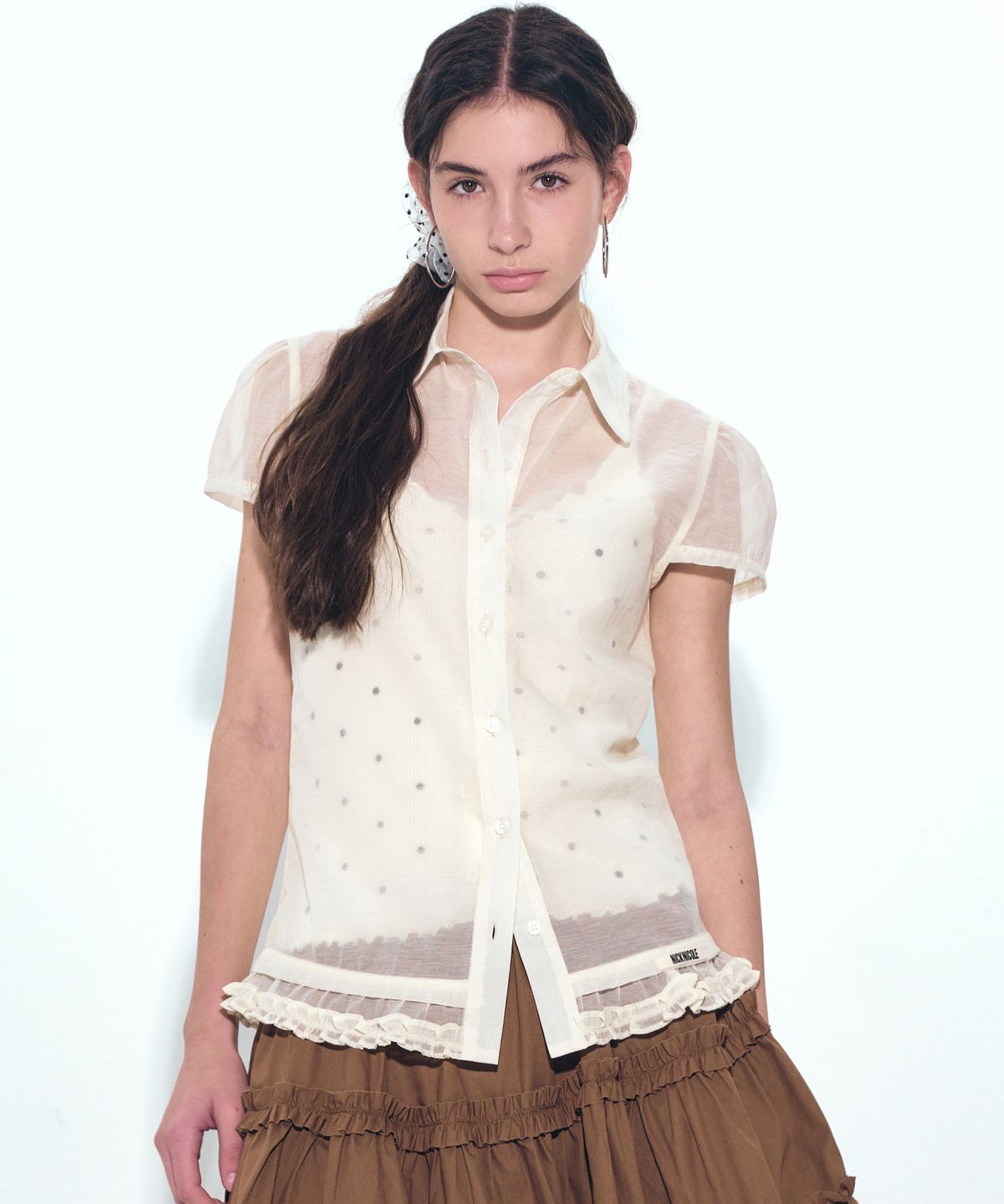 닉앤니콜(NICK&NICOLE) FRILL COLLAR SEE-THROUGH BLOUSE_CREAM