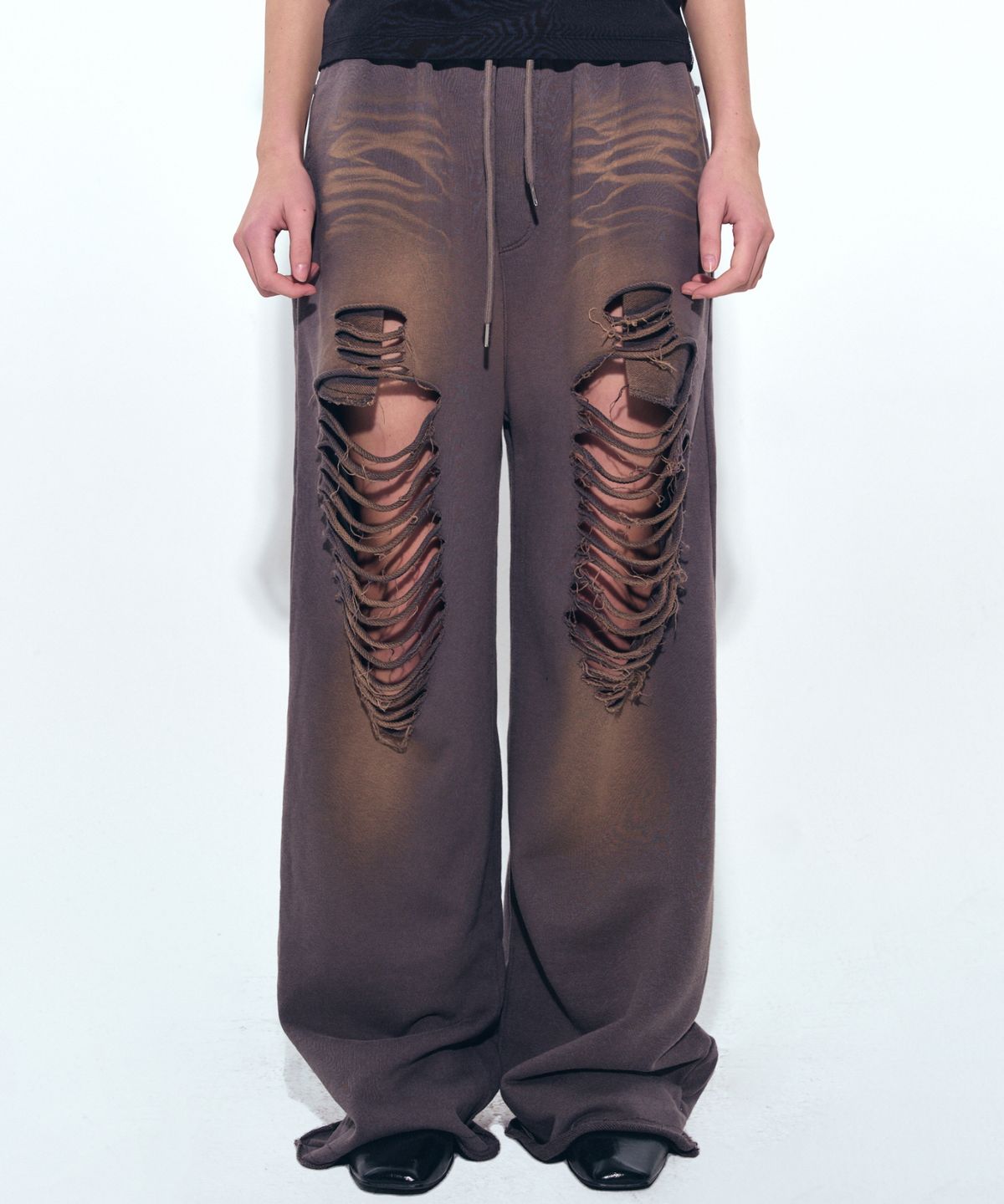 닉앤니콜(NICK&NICOLE) DESTROYED COTTON LOUNGE PANTS_CHARCOAL