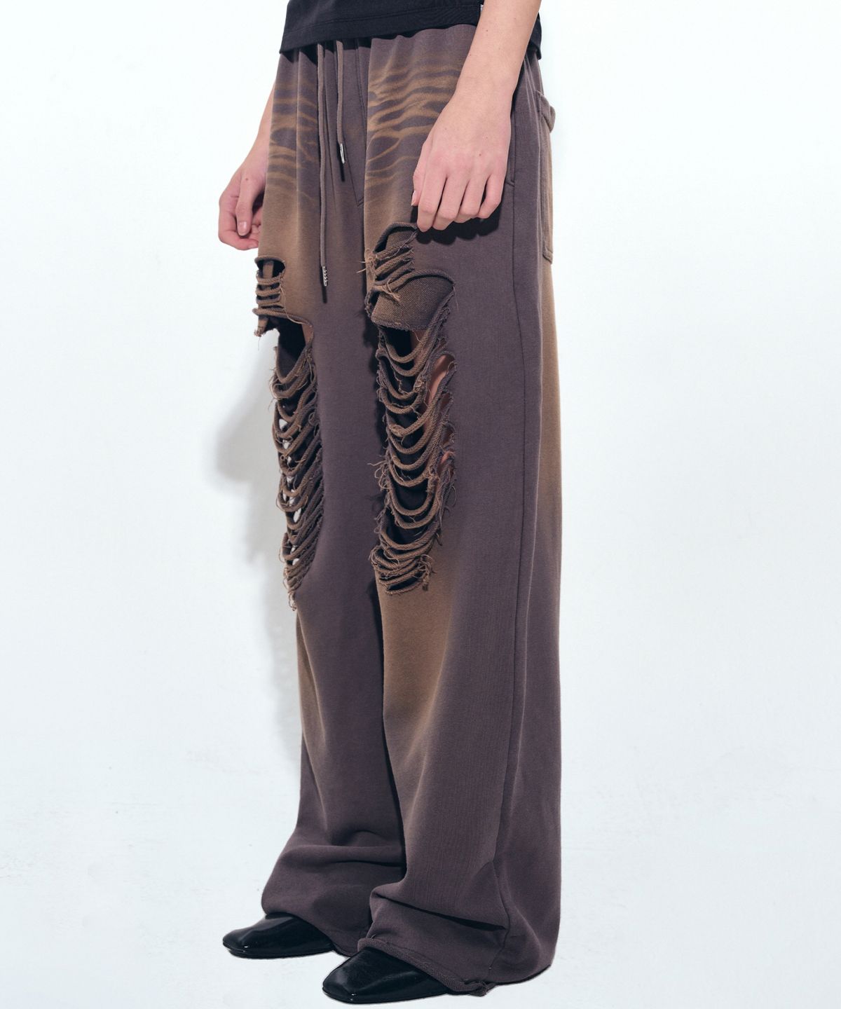 닉앤니콜(NICK&NICOLE) DESTROYED COTTON LOUNGE PANTS_CHARCOAL