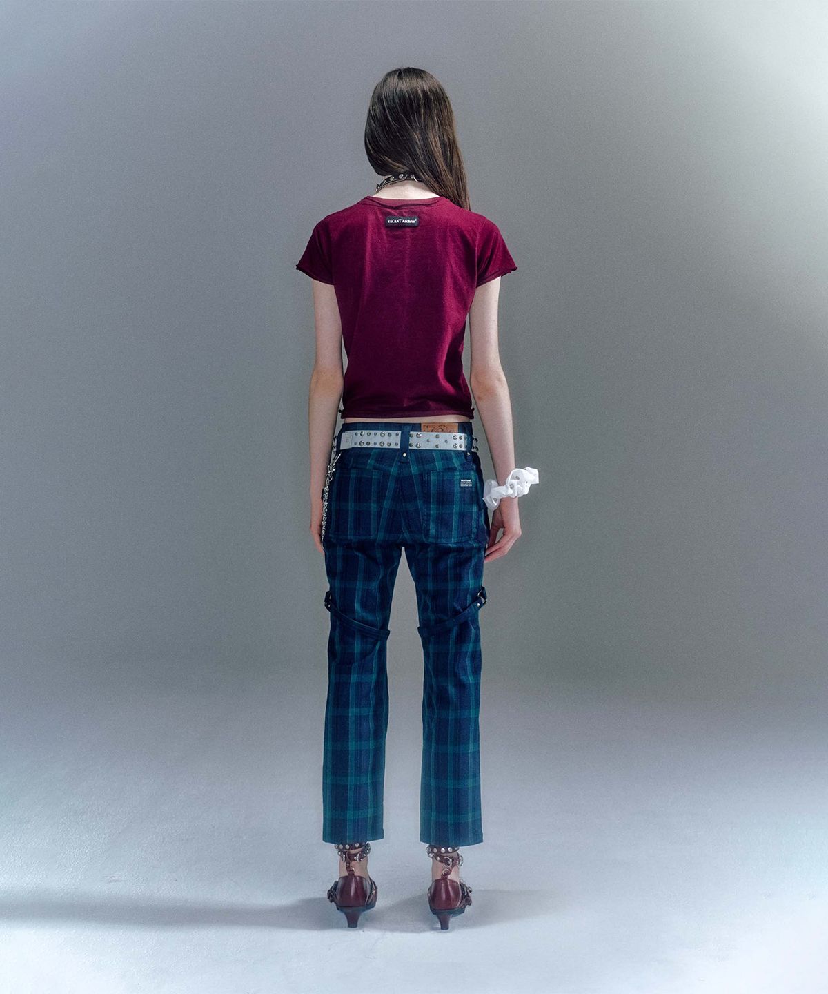 베이컨트 아카이브(VACANT ARCHIVE) (WOMEN) DELLA ARTWORK T-SHIRT (3COLOR)