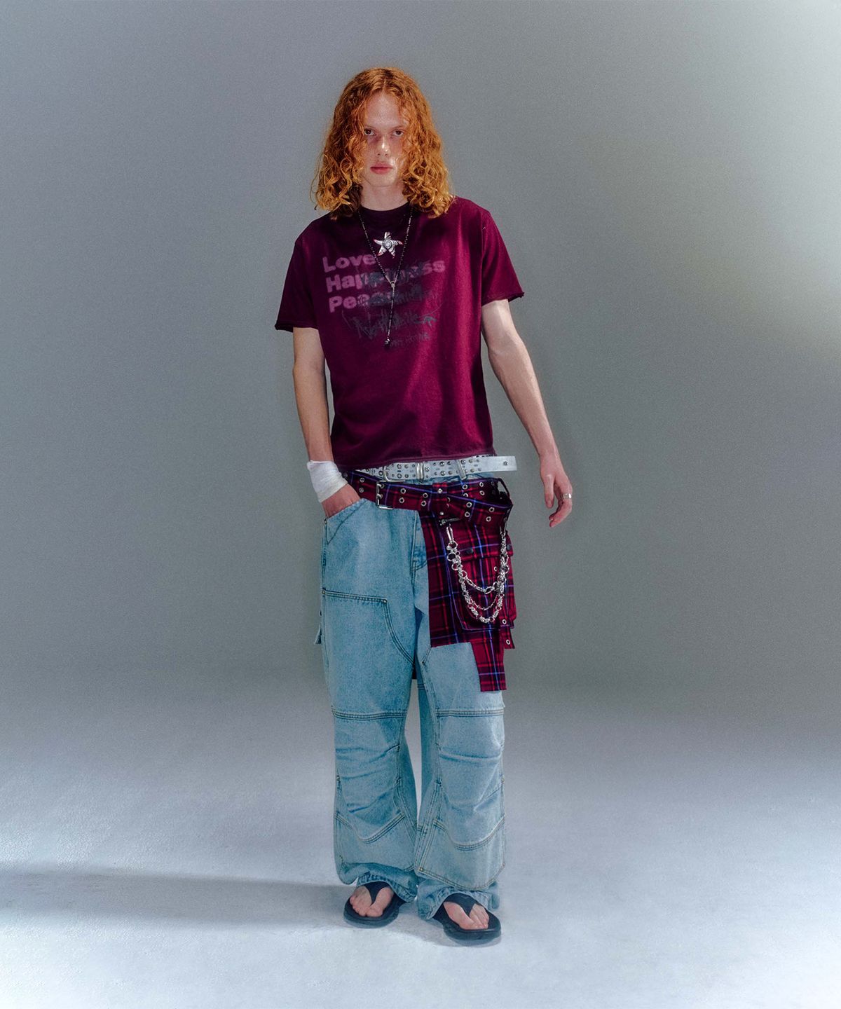 베이컨트 아카이브(VACANT ARCHIVE) (MEN) DELLA ARTWORK T-SHIRT (3COLOR)