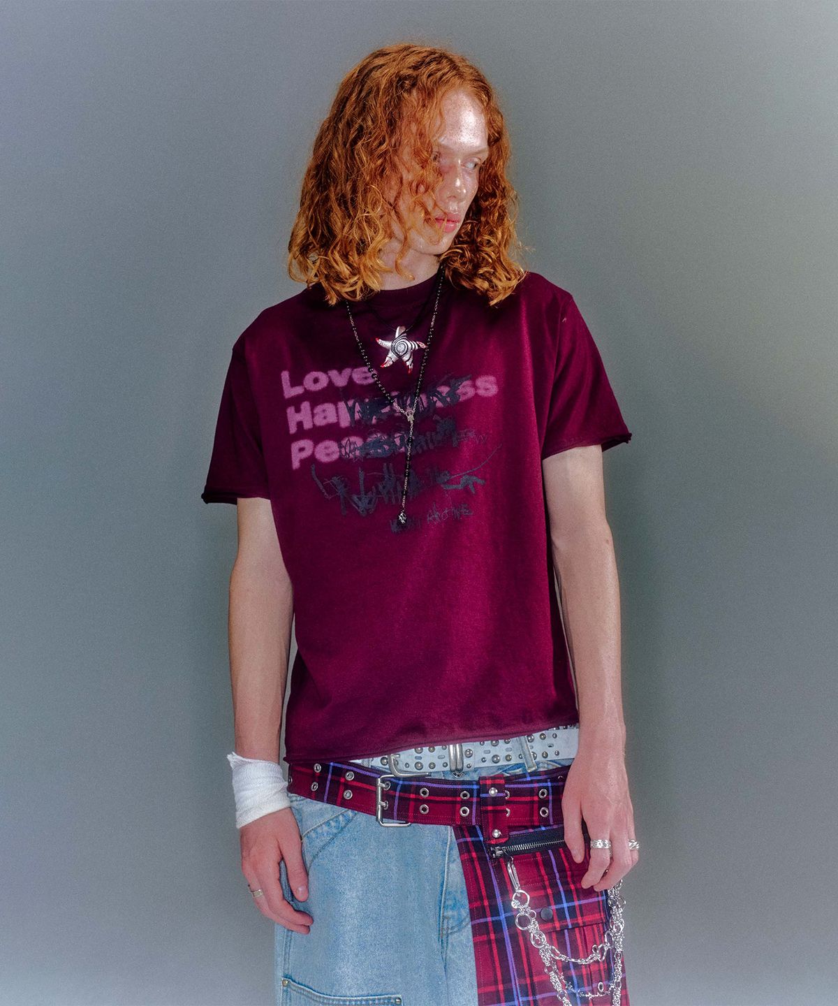 베이컨트 아카이브(VACANT ARCHIVE) (MEN) DELLA ARTWORK T-SHIRT (3COLOR)