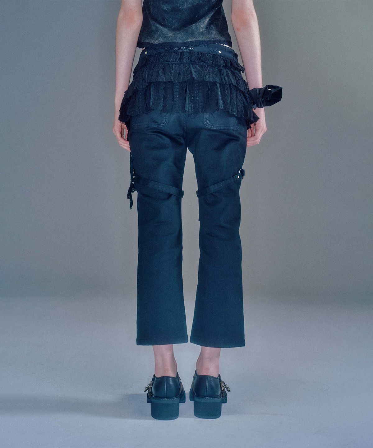 베이컨트 아카이브(VACANT ARCHIVE) BONA STRAP ANKLE PANTS (3COLOR)