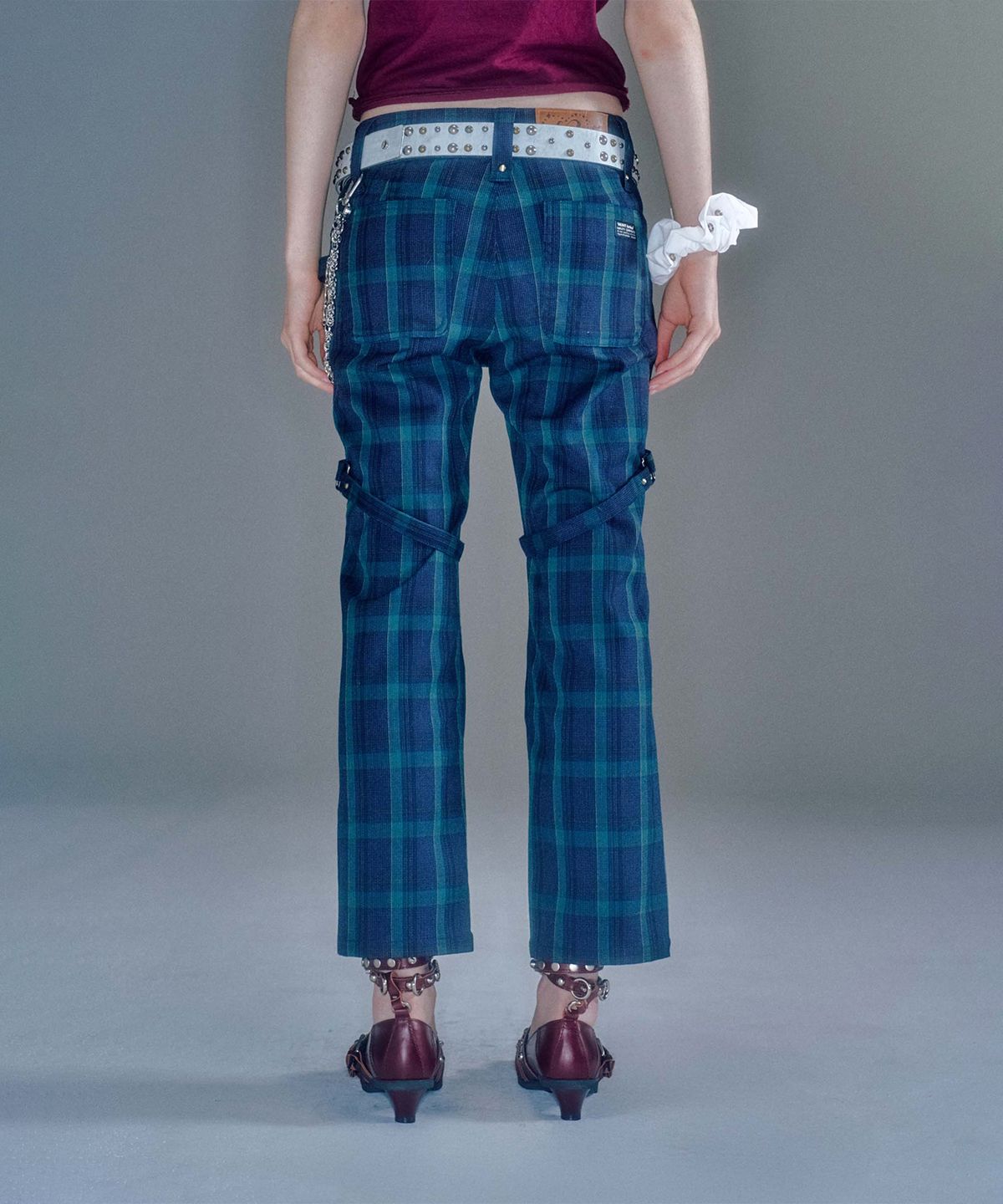베이컨트 아카이브(VACANT ARCHIVE) BONA STRAP ANKLE PANTS (3COLOR)